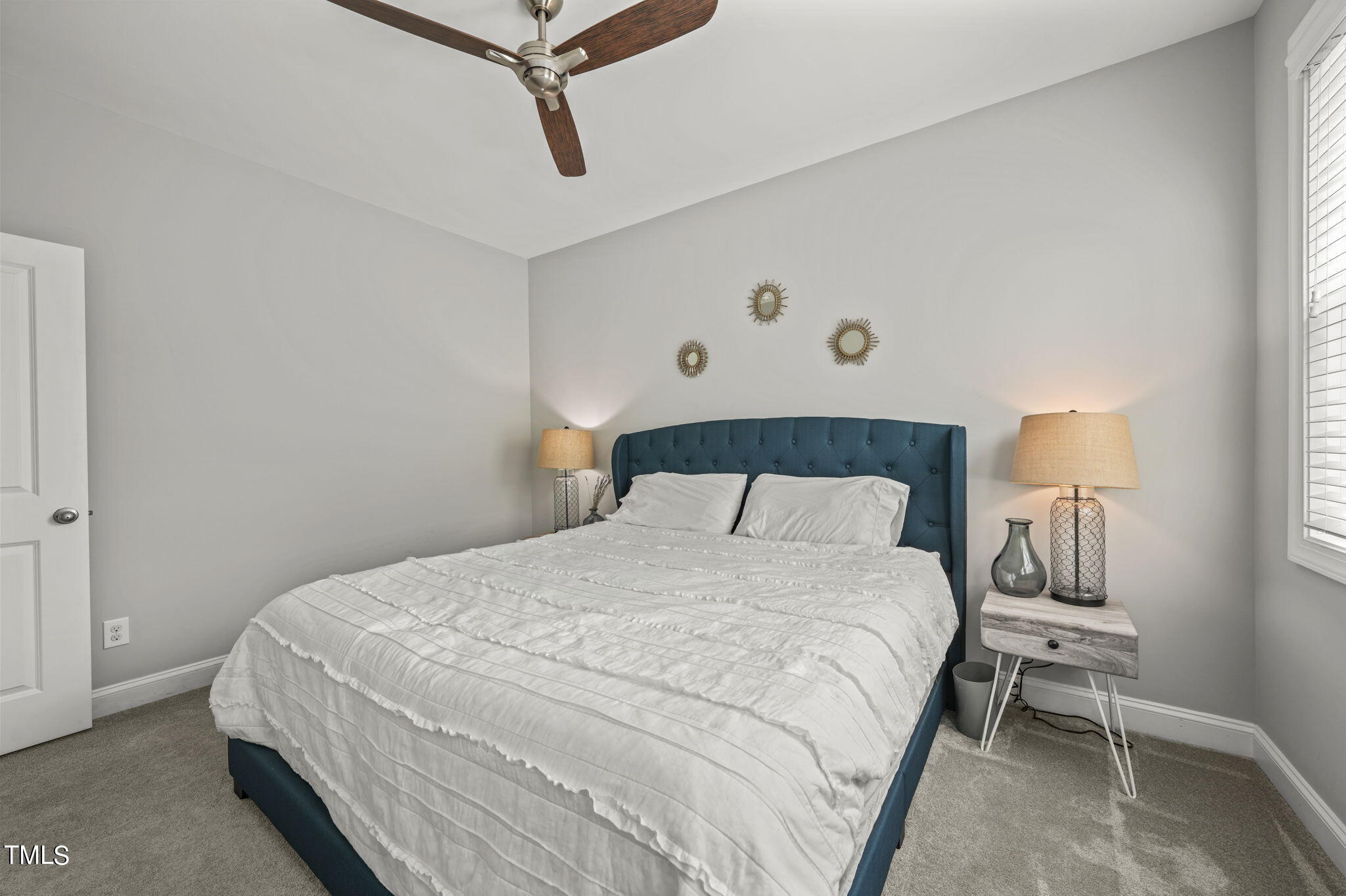 4021 Periwinkle Blue Lane