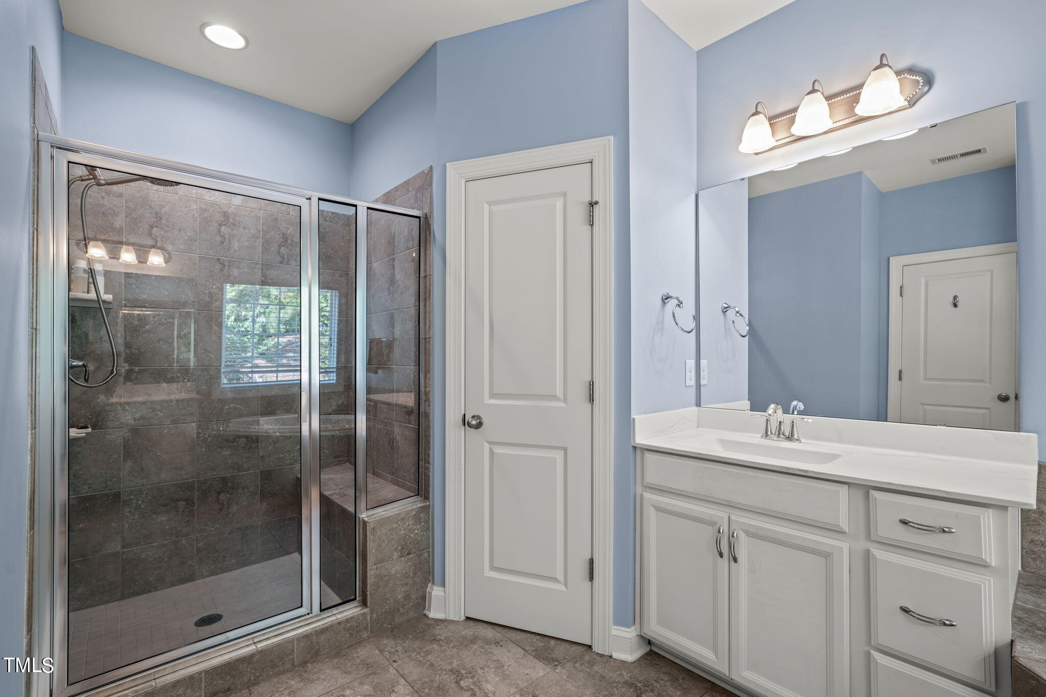 4021 Periwinkle Blue Lane