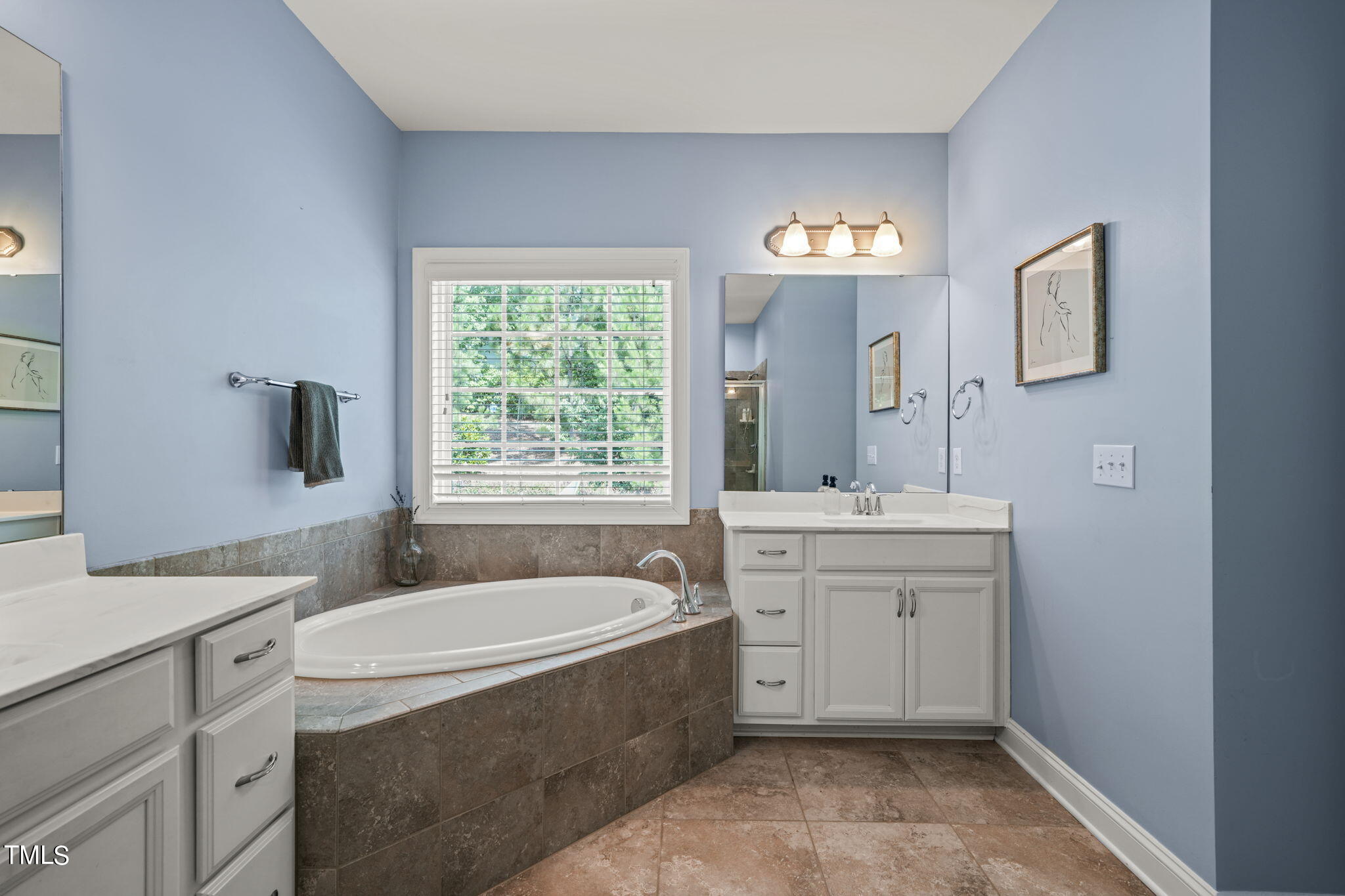 4021 Periwinkle Blue Lane