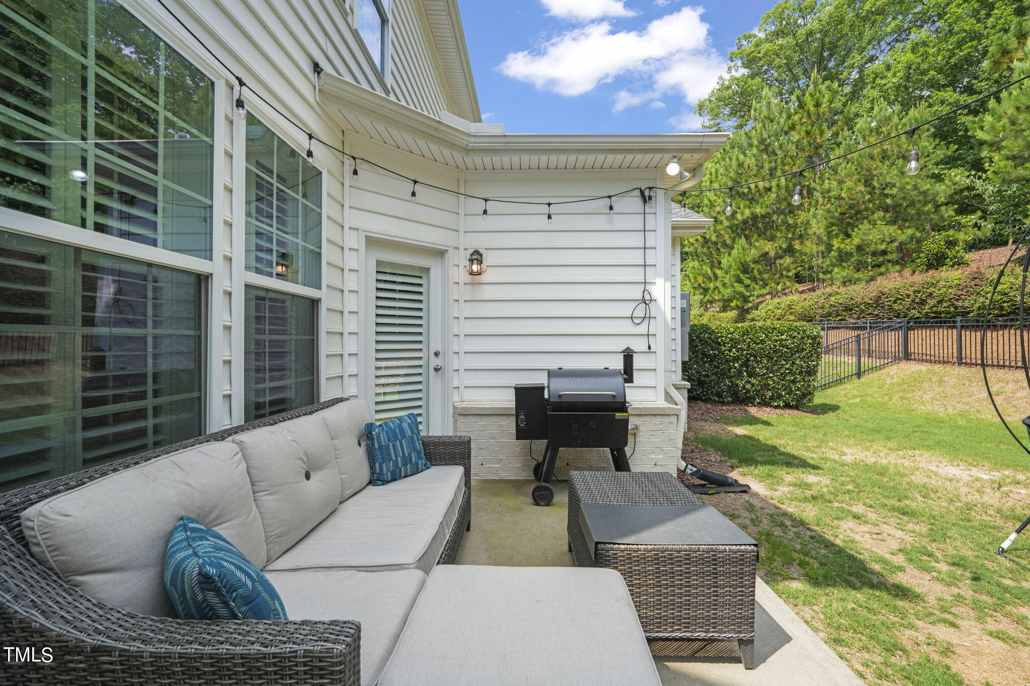 4021 Periwinkle Blue Lane