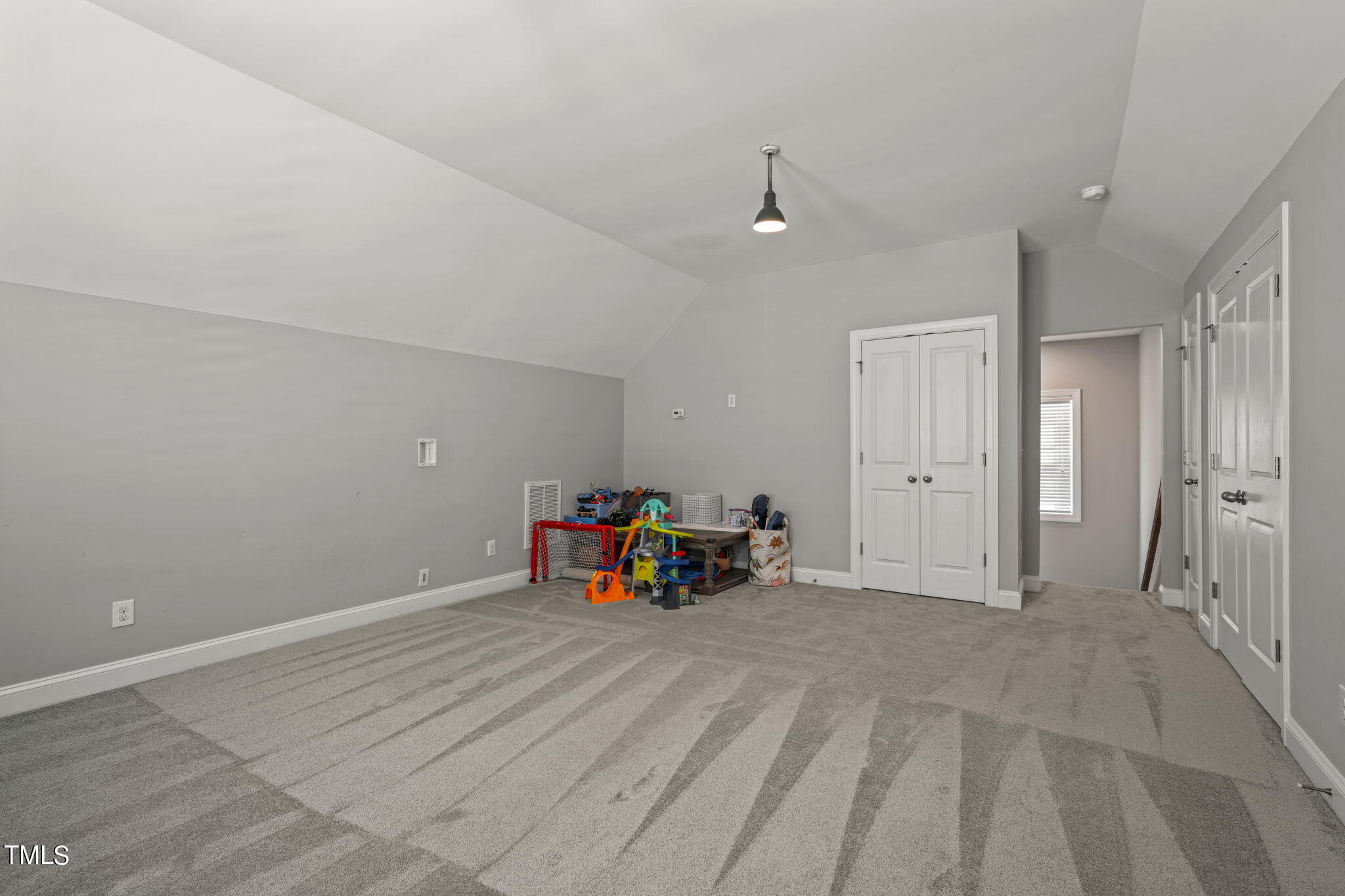 4021 Periwinkle Blue Lane