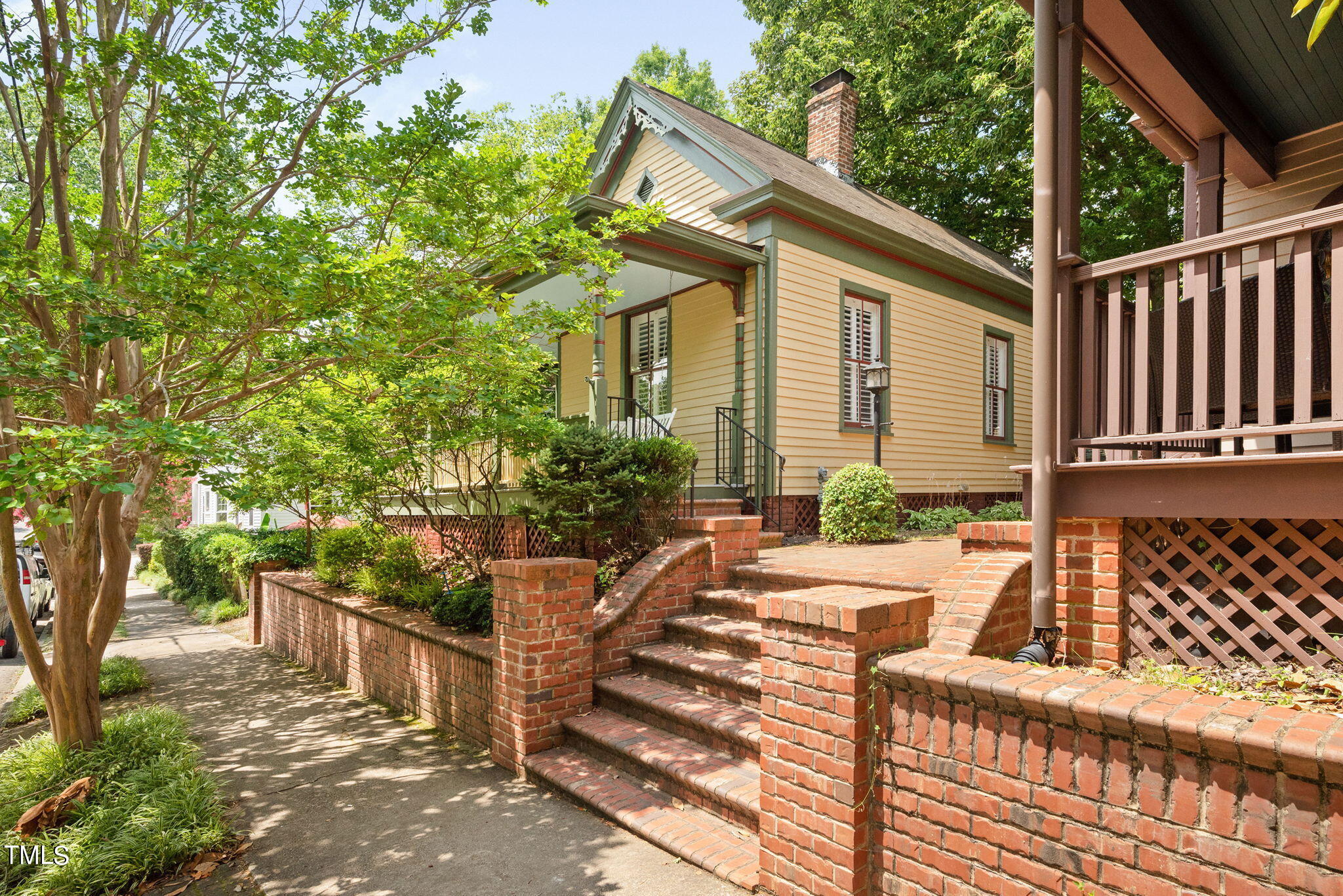 309 N East Street