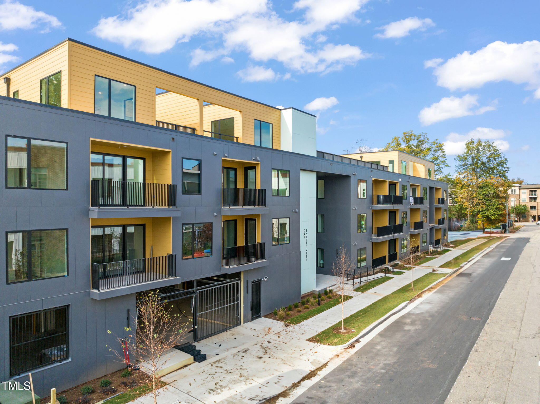 29 Enterprise Street # 302