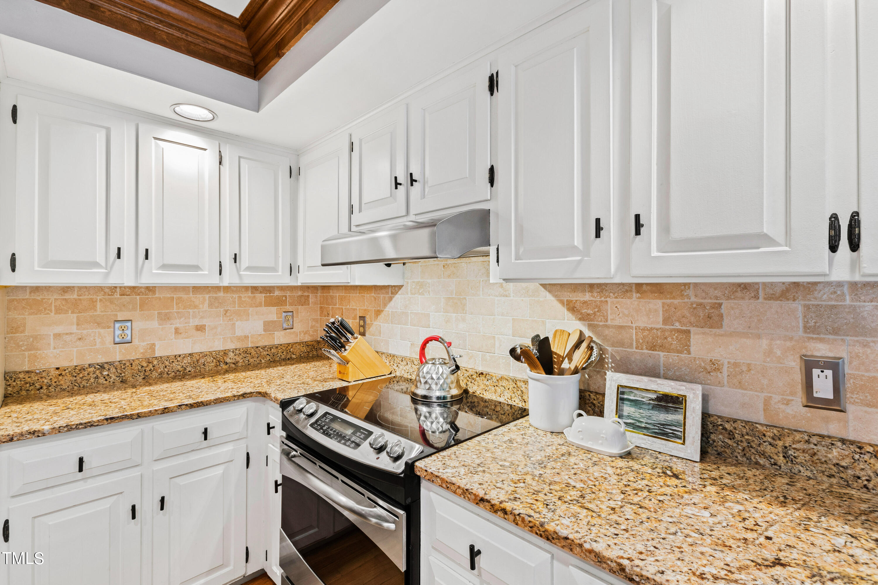 3405 Stallion Court