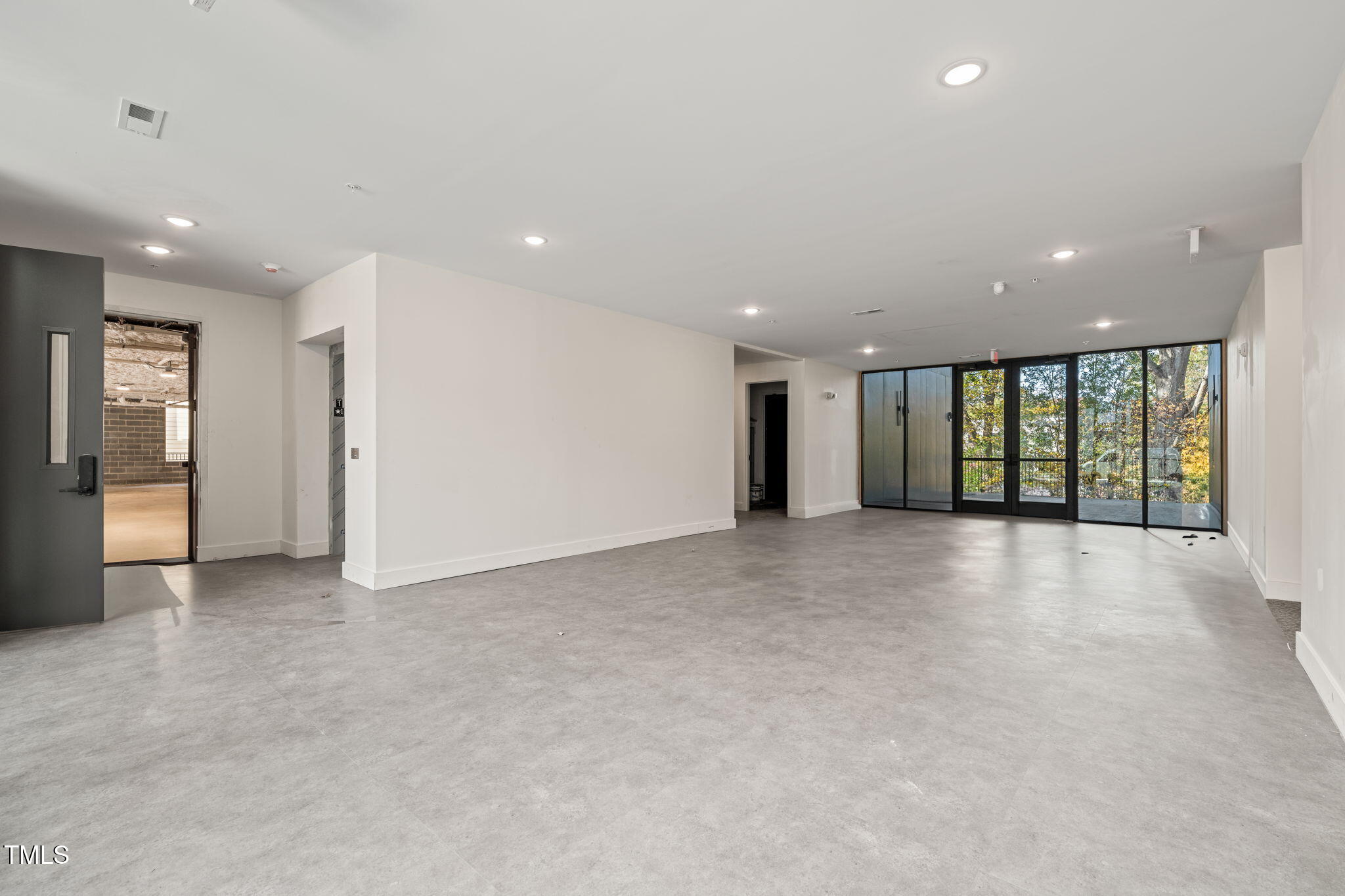 29 Enterprise Street # 304