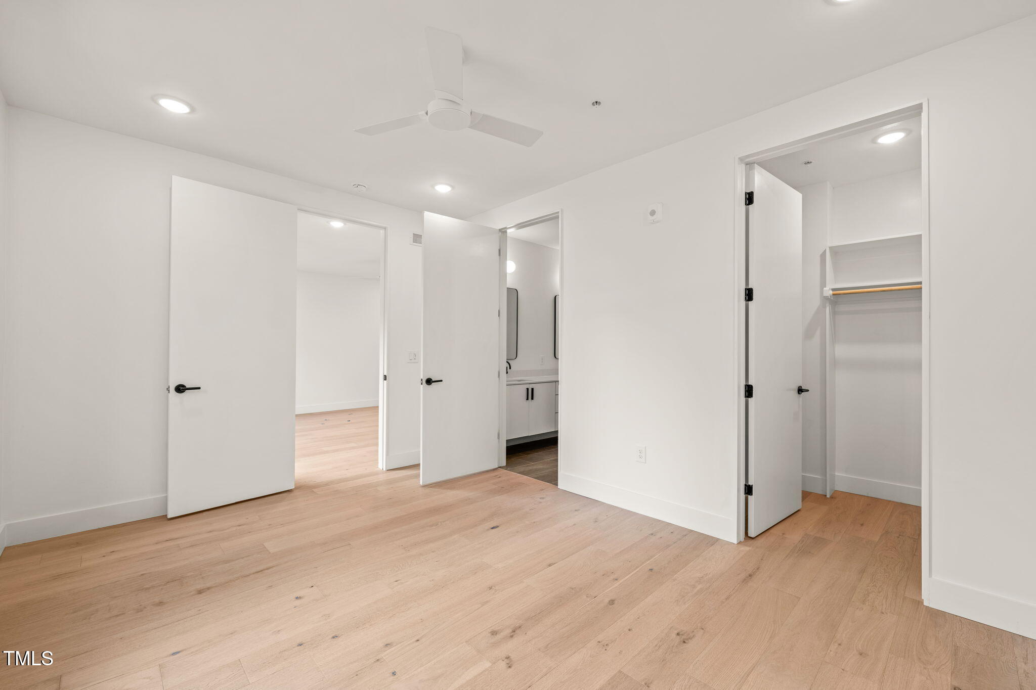 29 Enterprise Street # 304