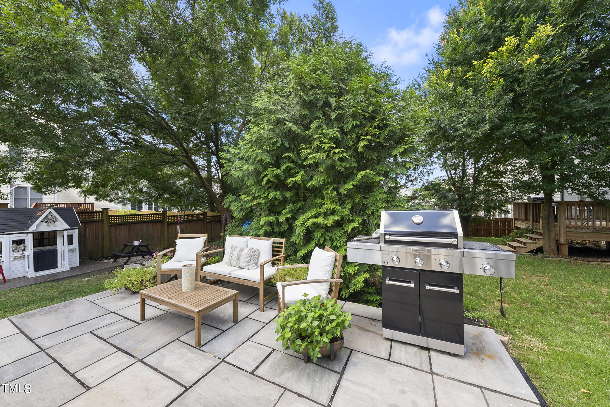 409 Edgepine Drive