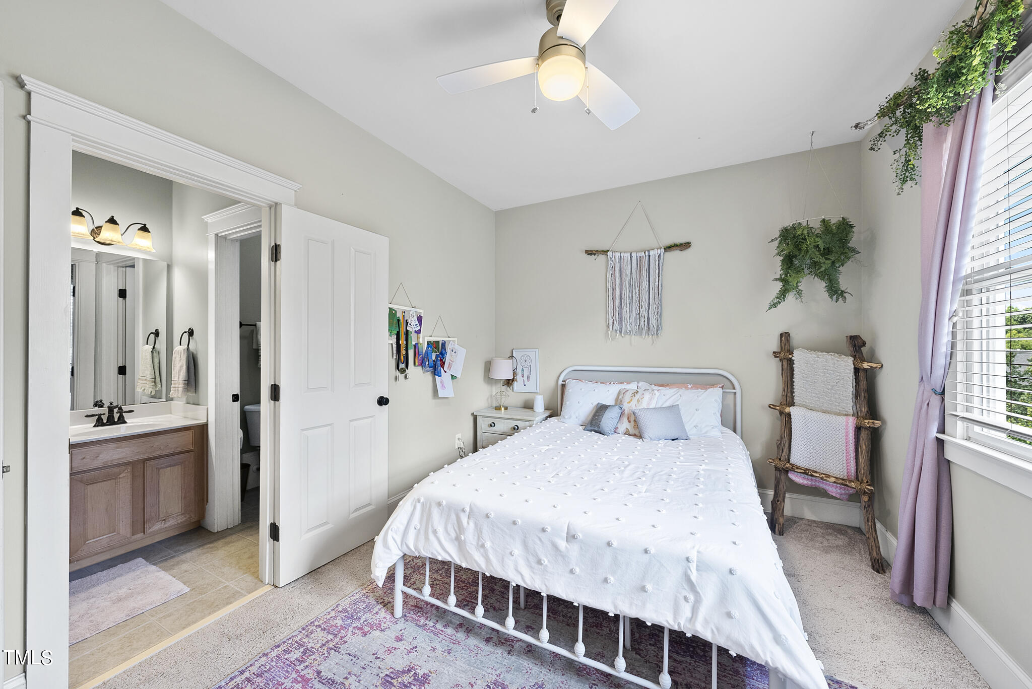 409 Edgepine Drive
