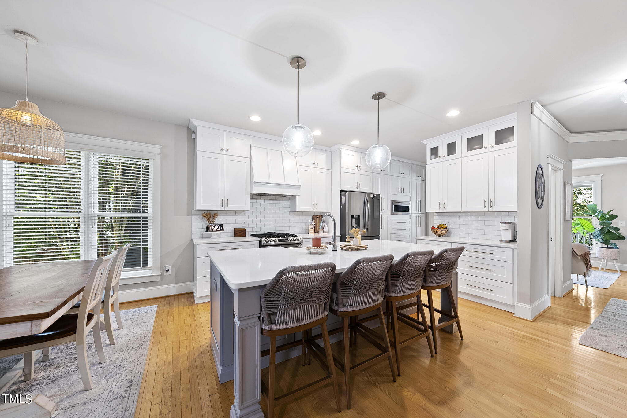 409 Edgepine Drive
