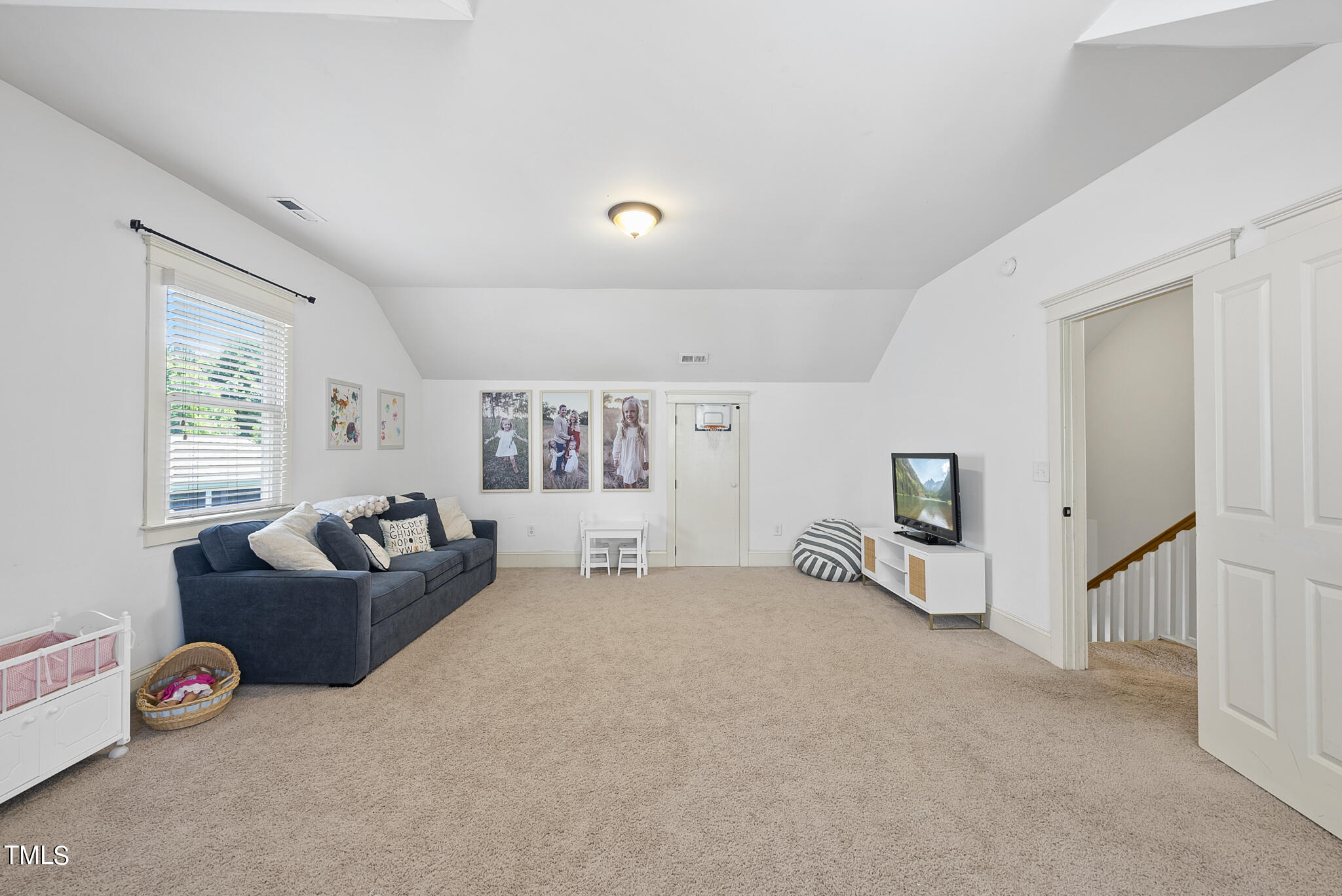 409 Edgepine Drive