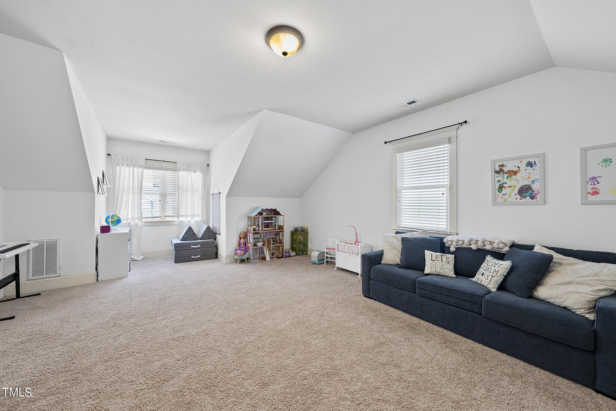 409 Edgepine Drive