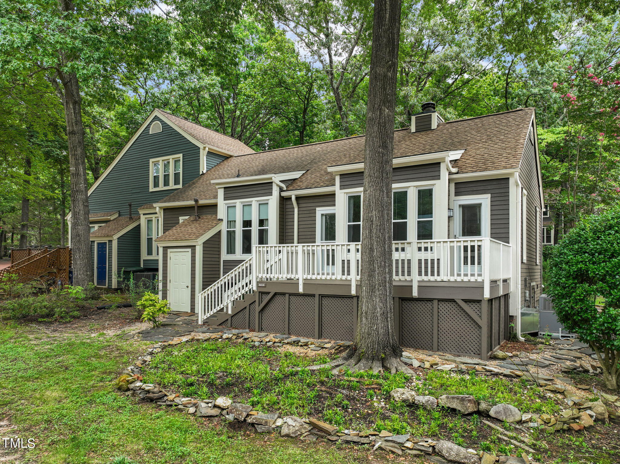 5818 Sentinel Drive