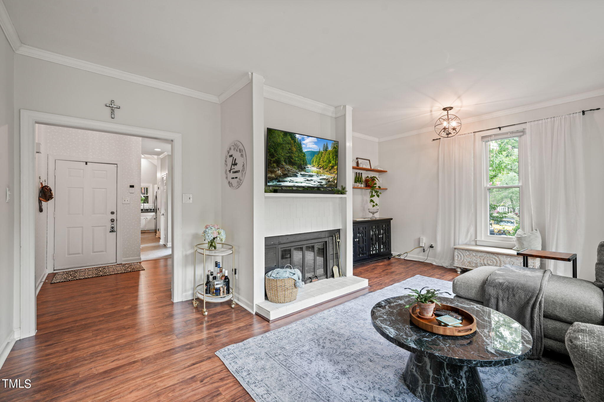 5818 Sentinel Drive