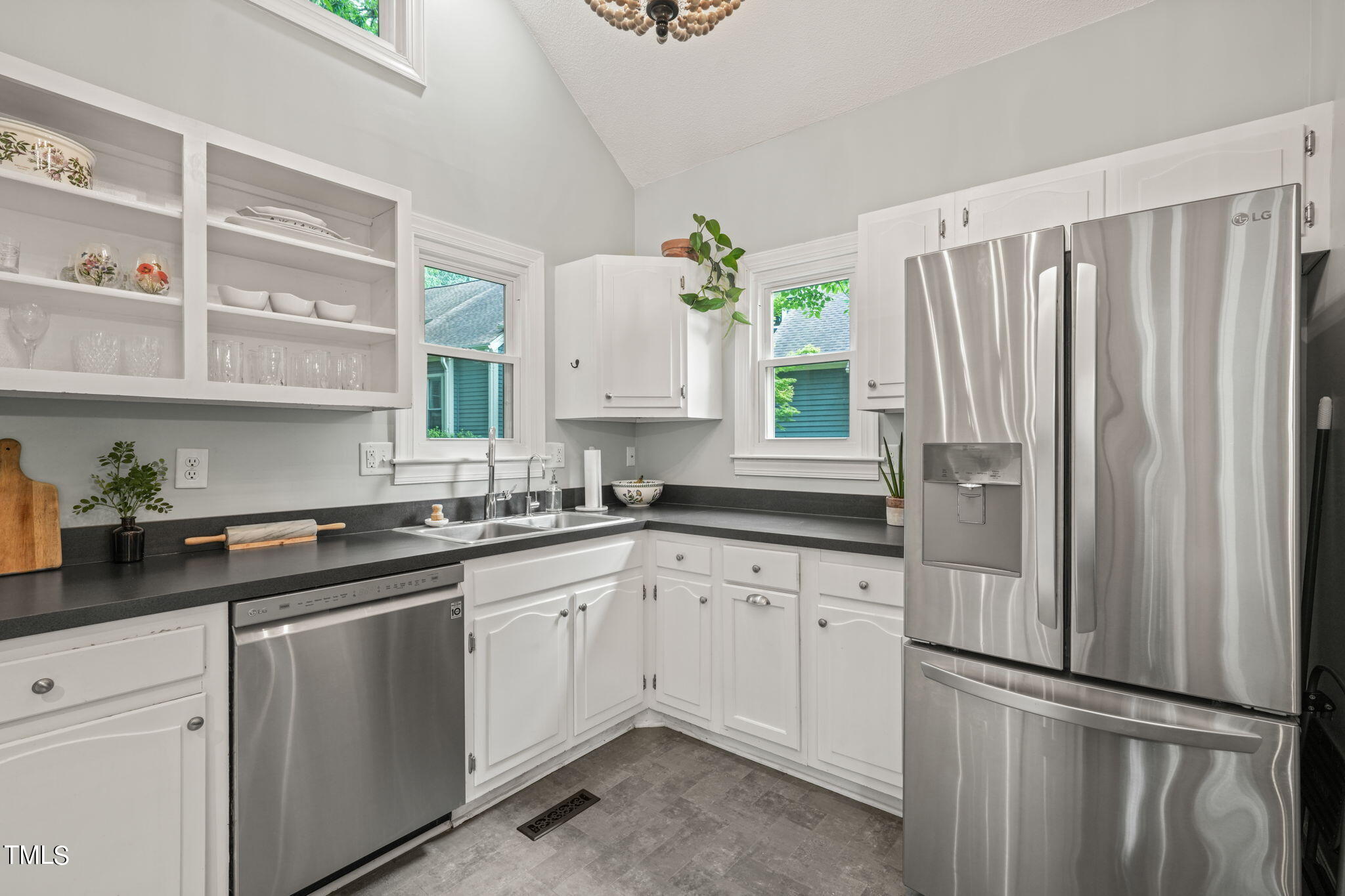 5818 Sentinel Drive