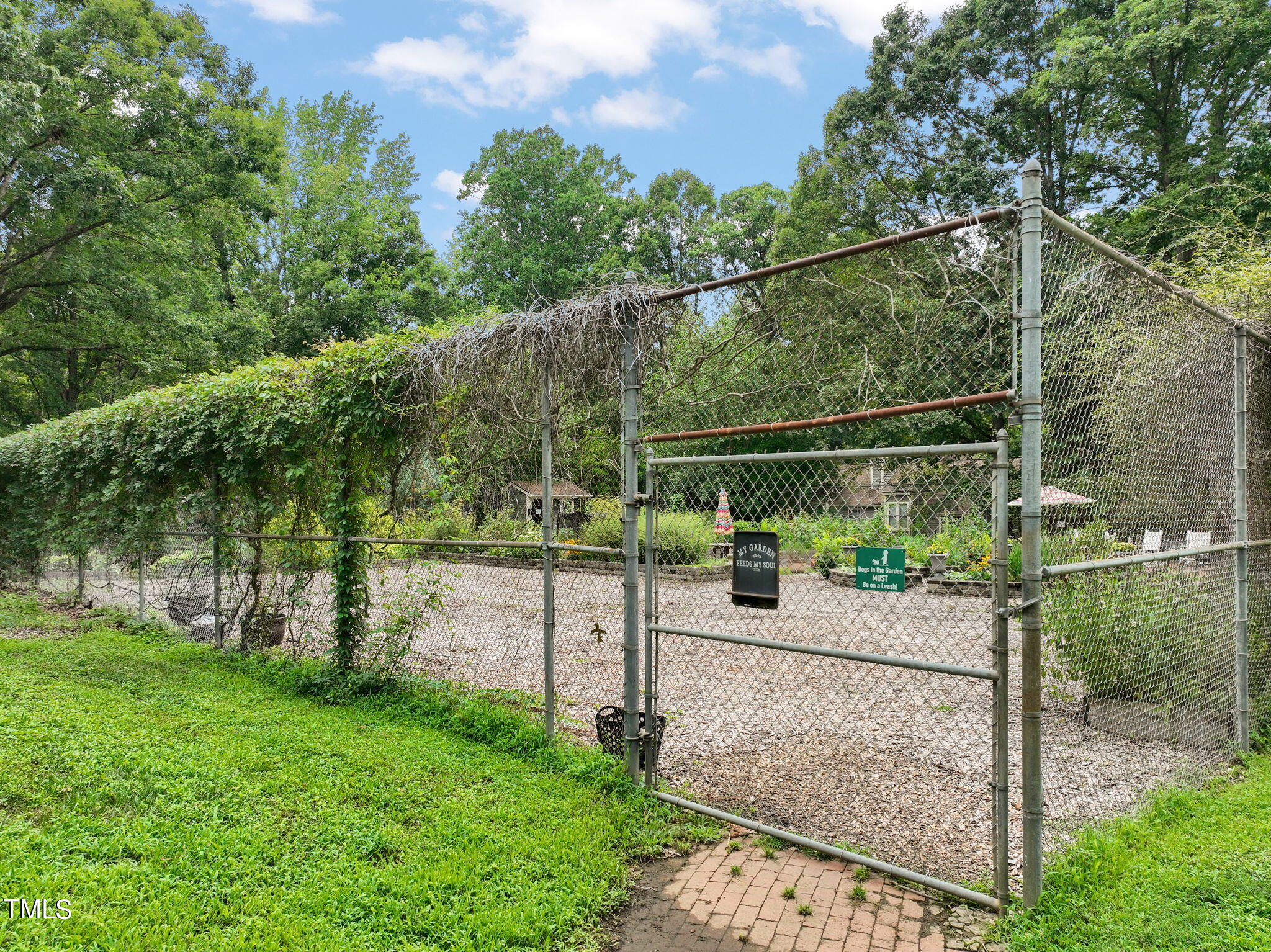 5818 Sentinel Drive