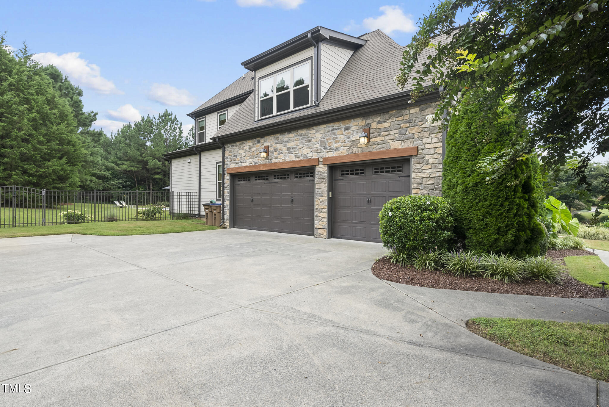 1624 Sterling Lake Drive
