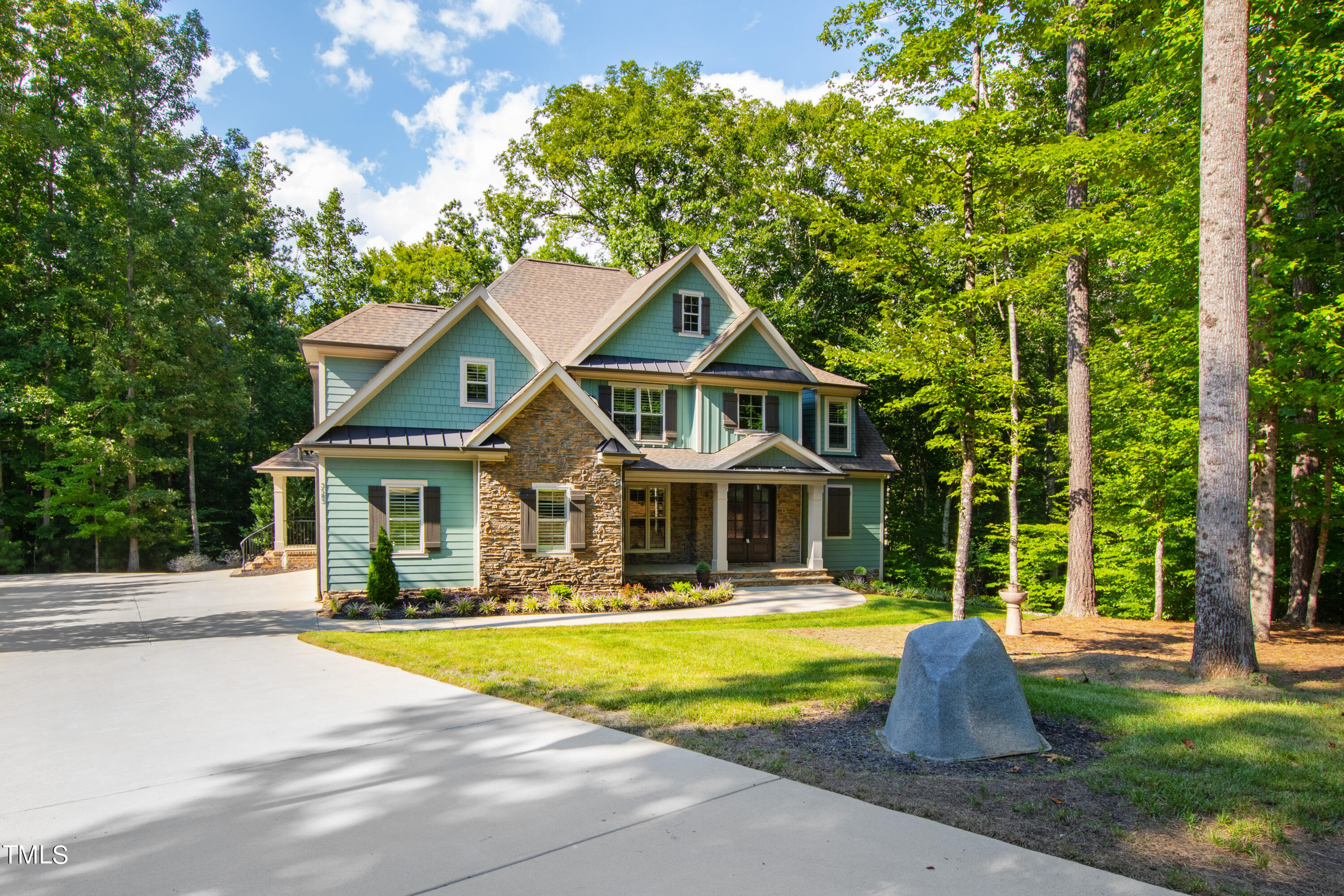 3583 Claude Court