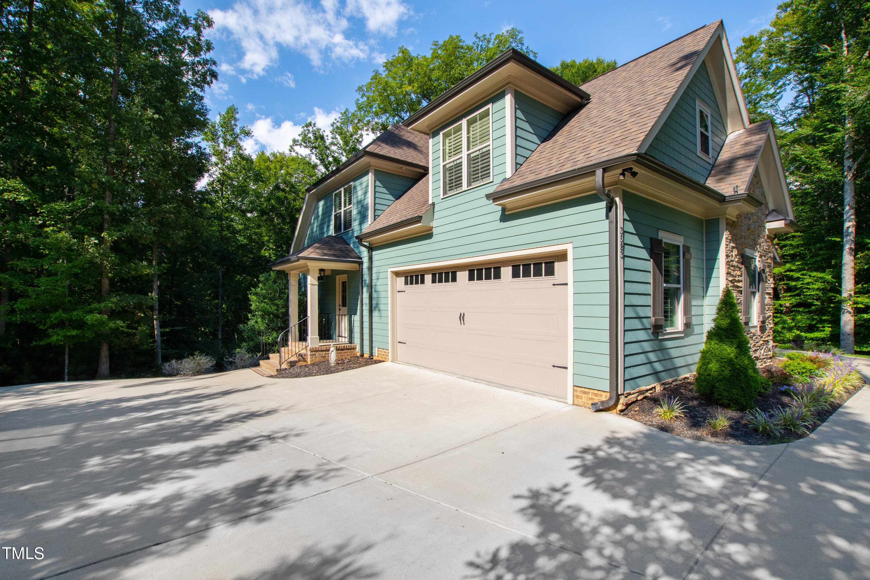 3583 Claude Court