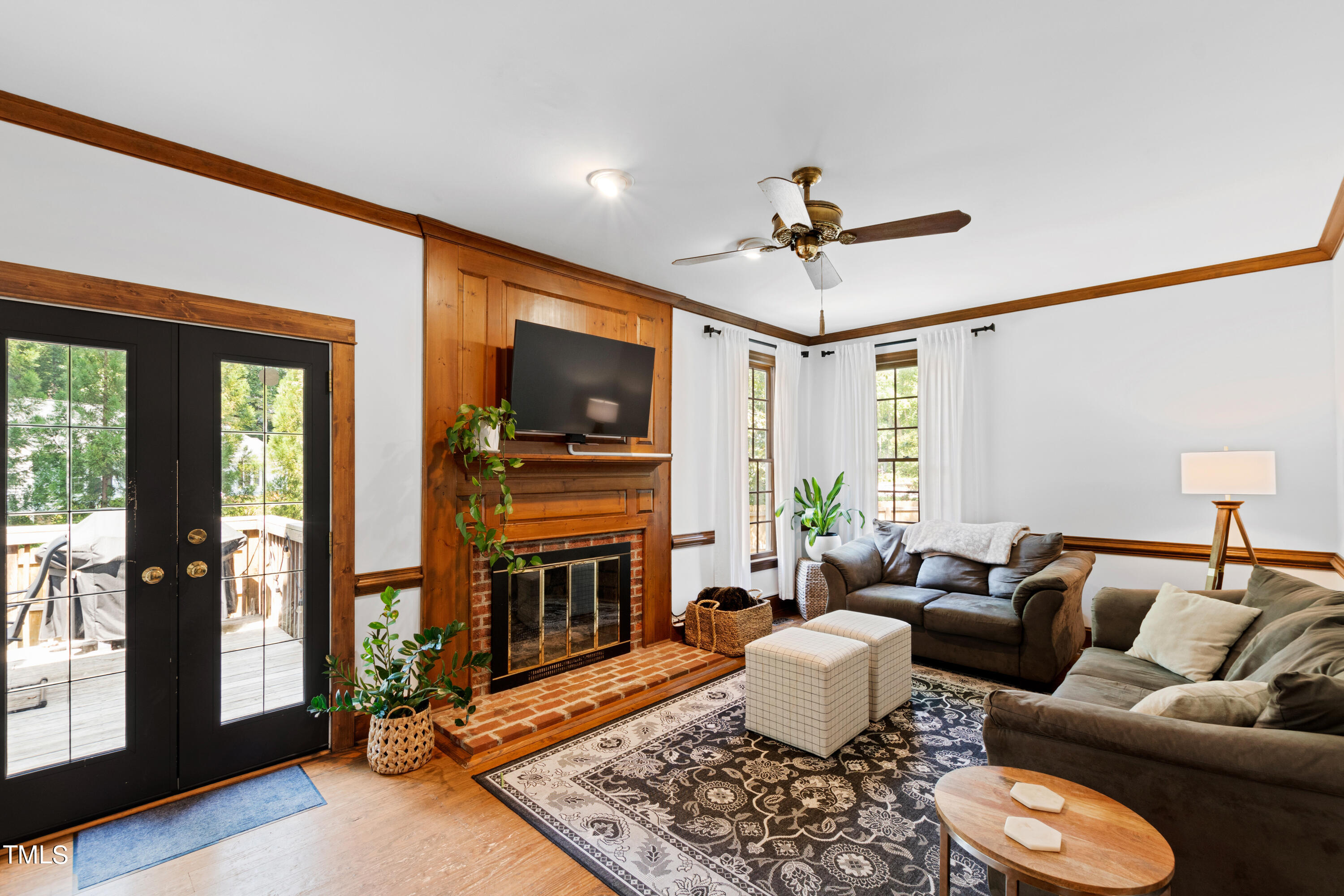 6225 Dresden Lane