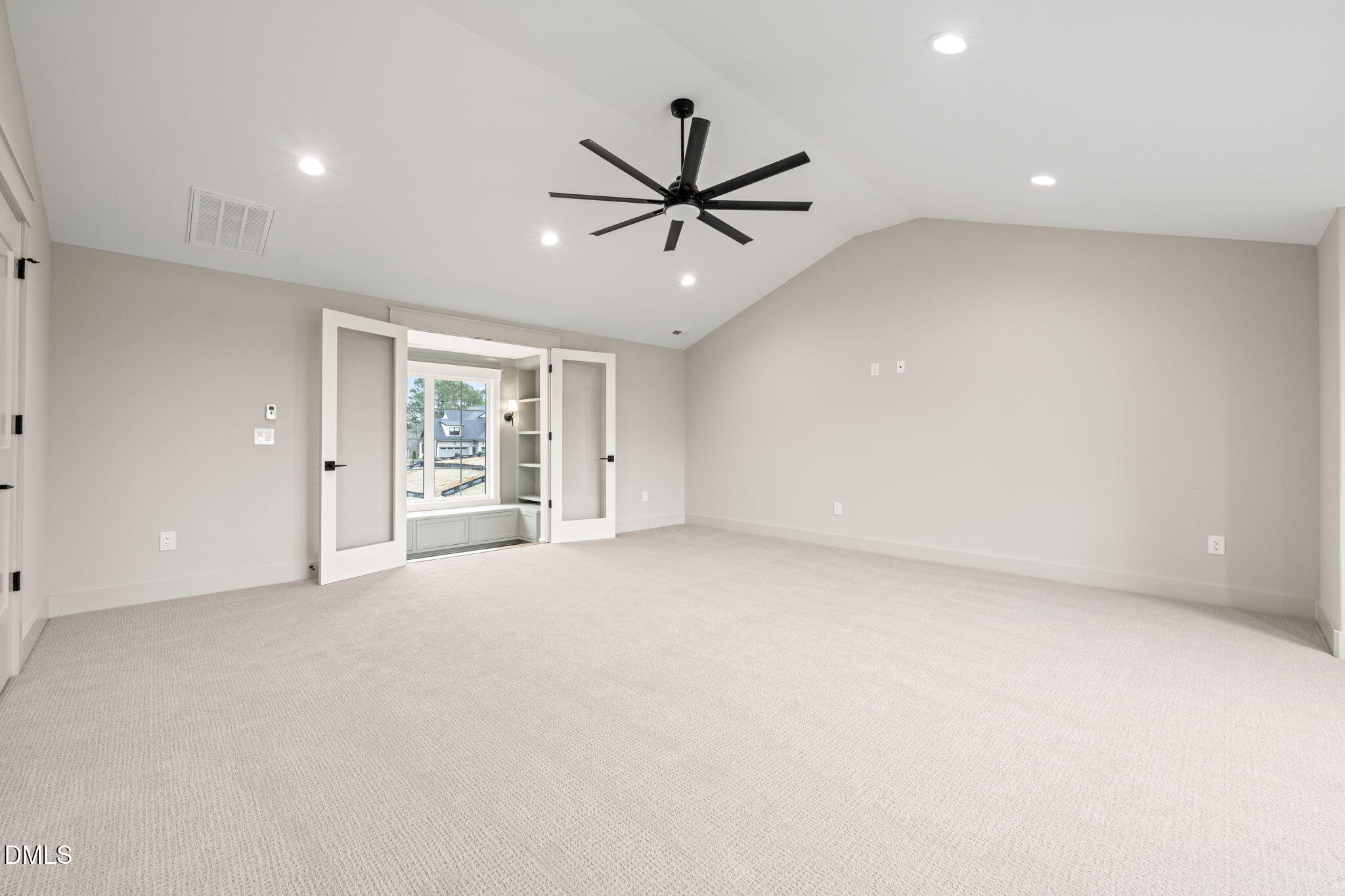 9105 Overlook Crest Drive