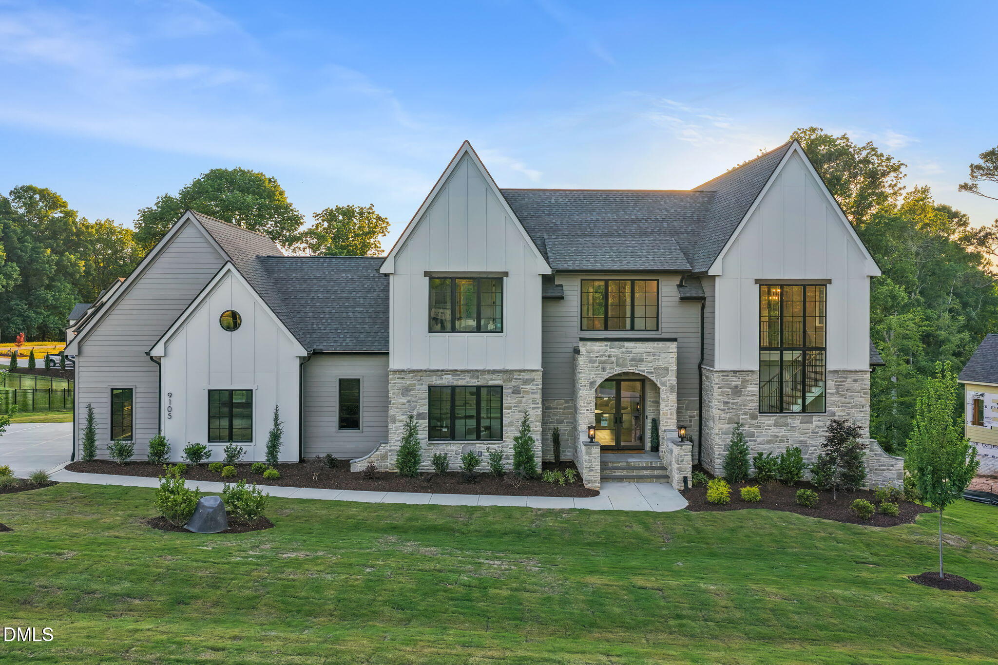 9105 Overlook Crest Drive