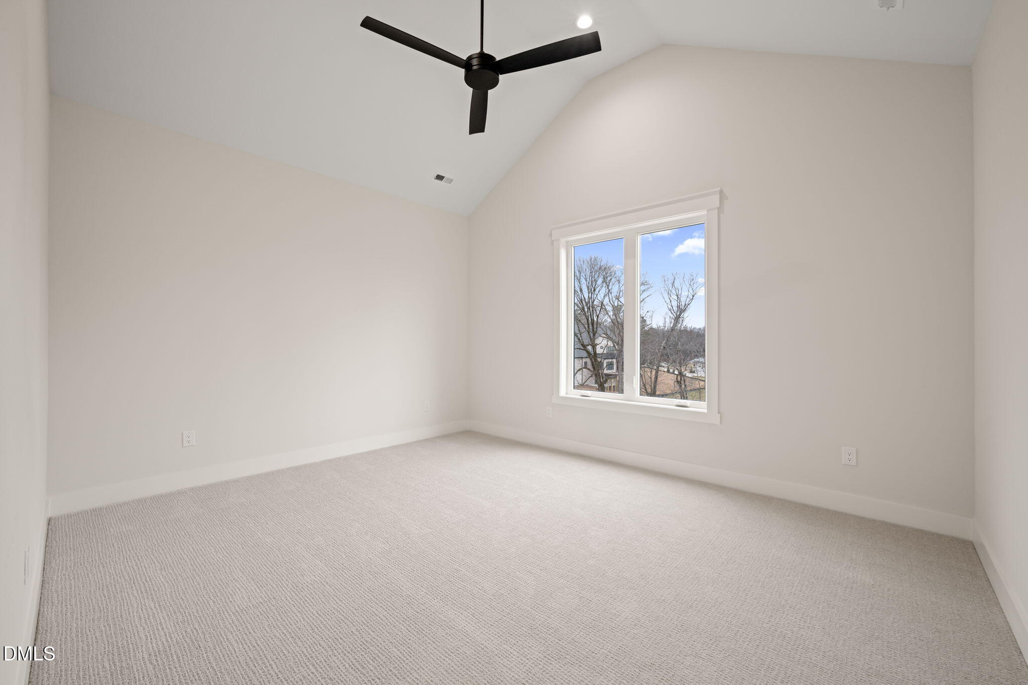 9105 Overlook Crest Drive