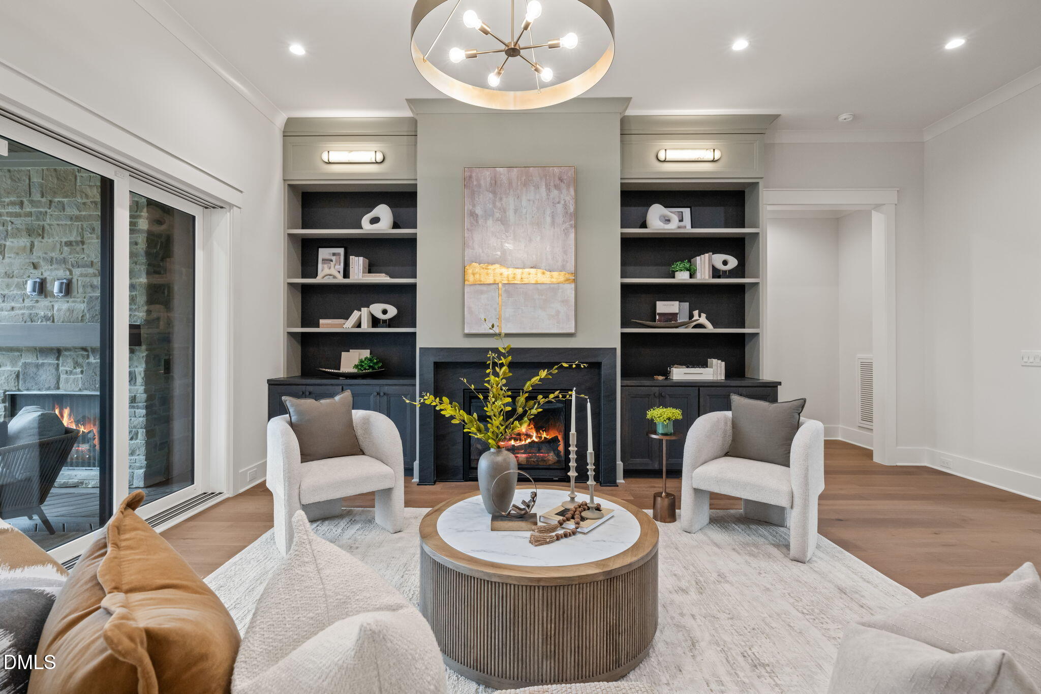 9105 Overlook Crest Drive