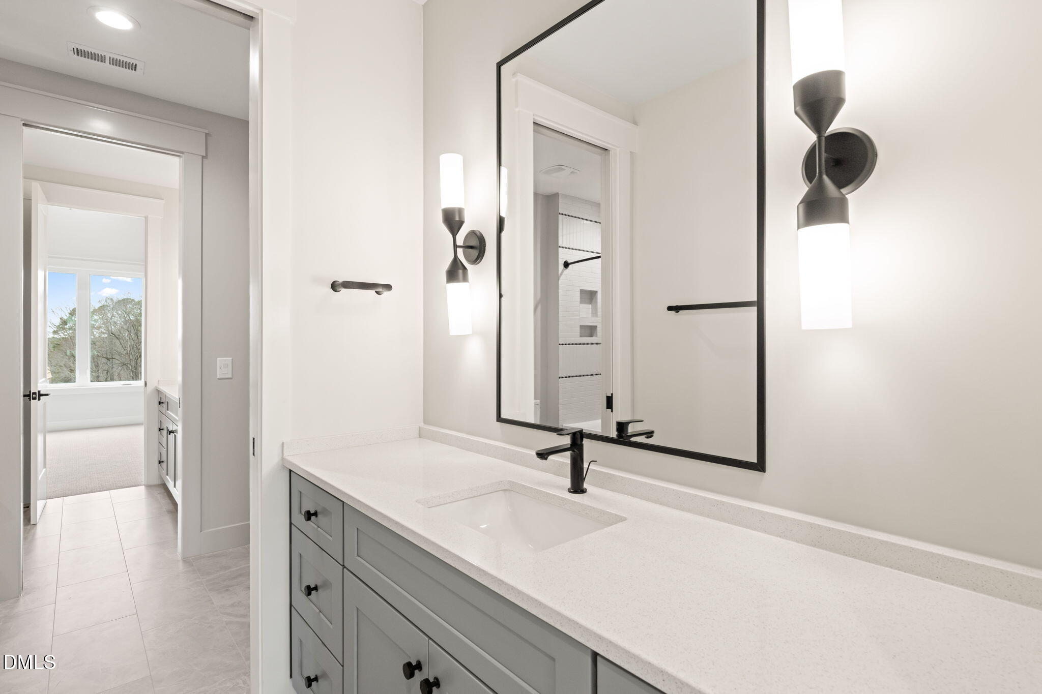 9105 Overlook Crest Drive