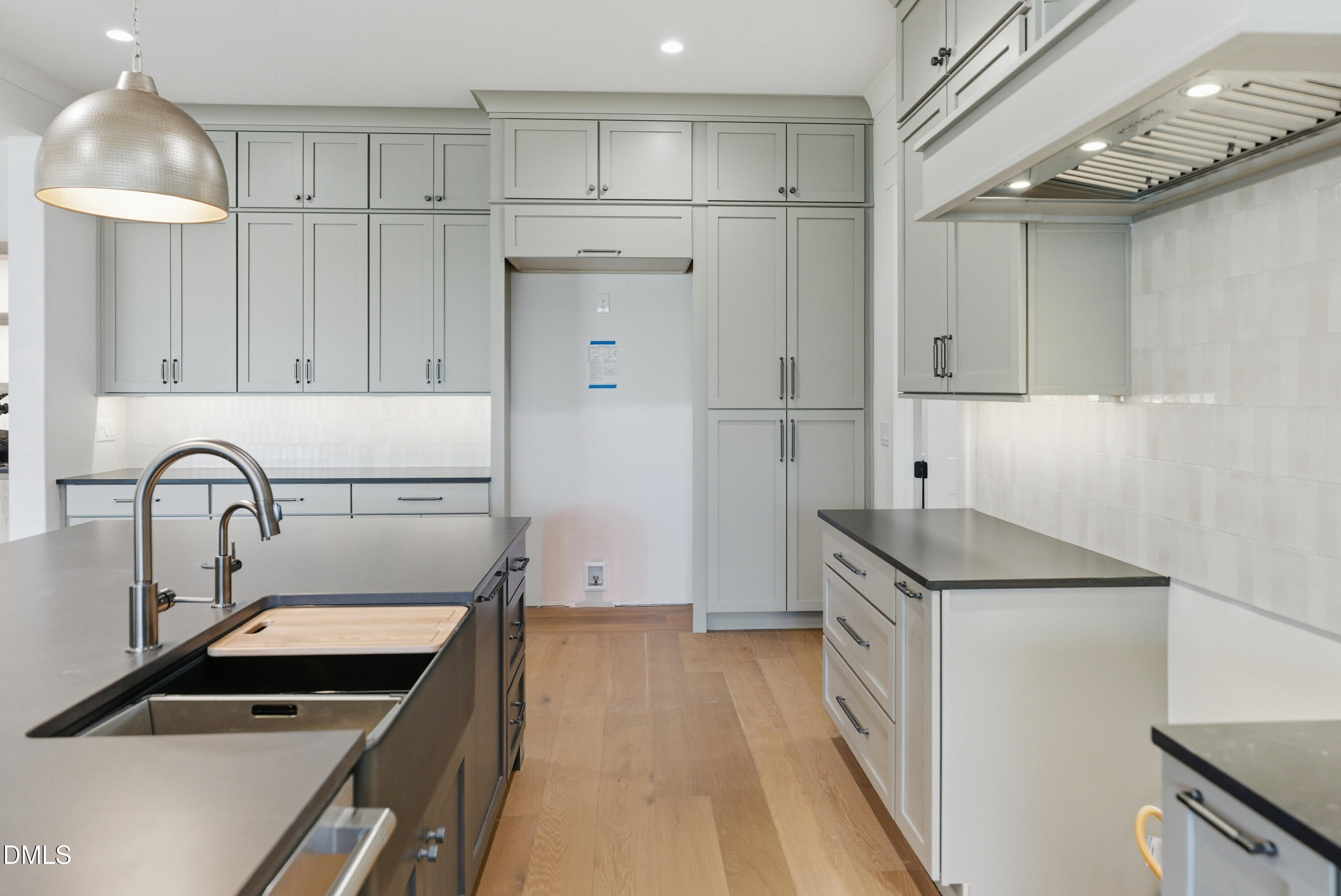 9105 Overlook Crest Drive