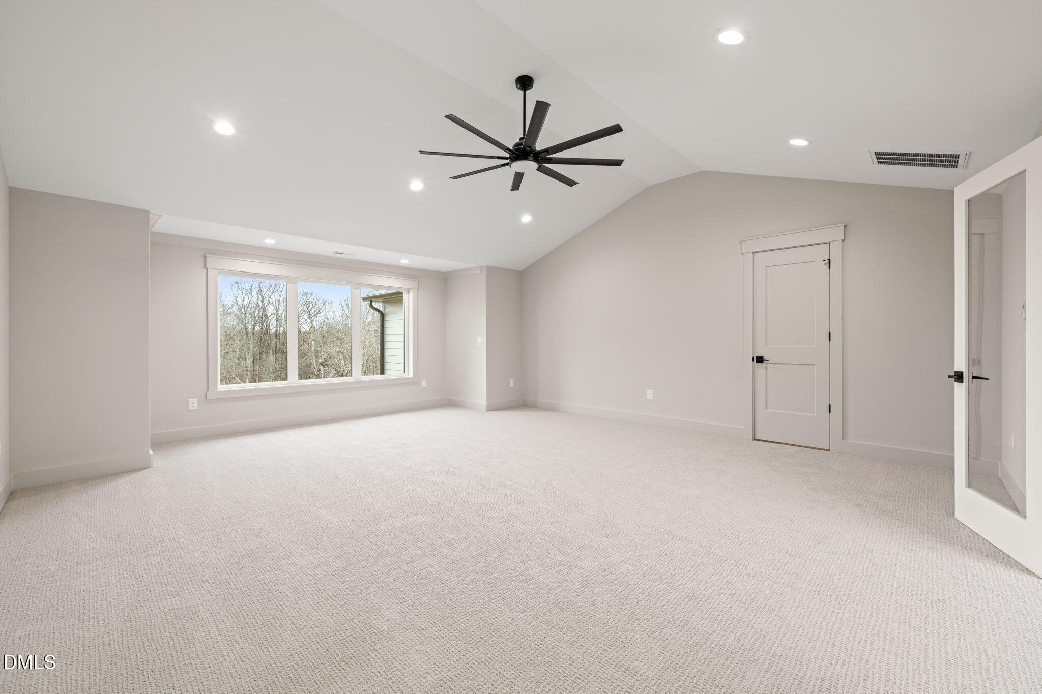 9105 Overlook Crest Drive