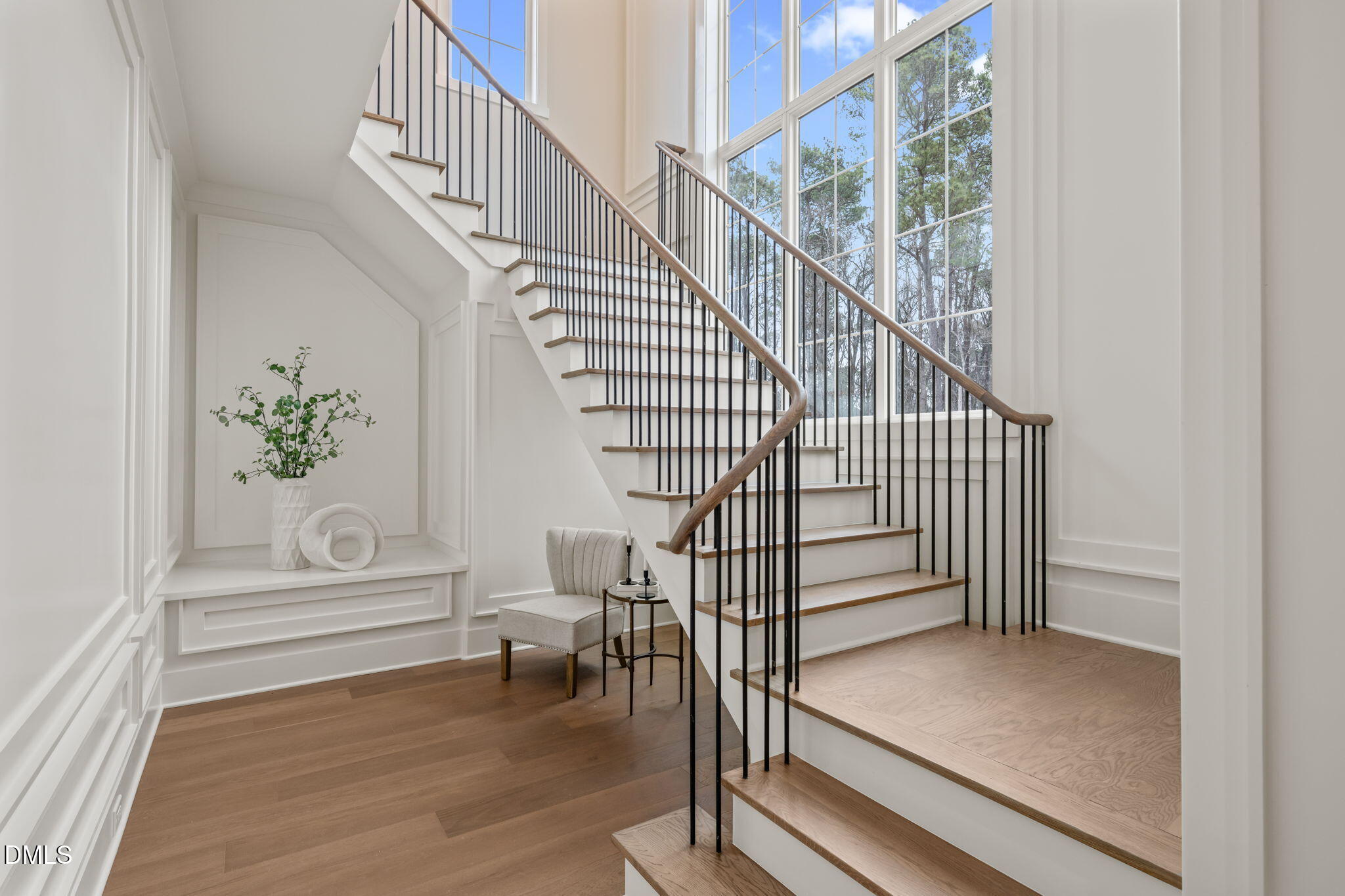 9105 Overlook Crest Drive