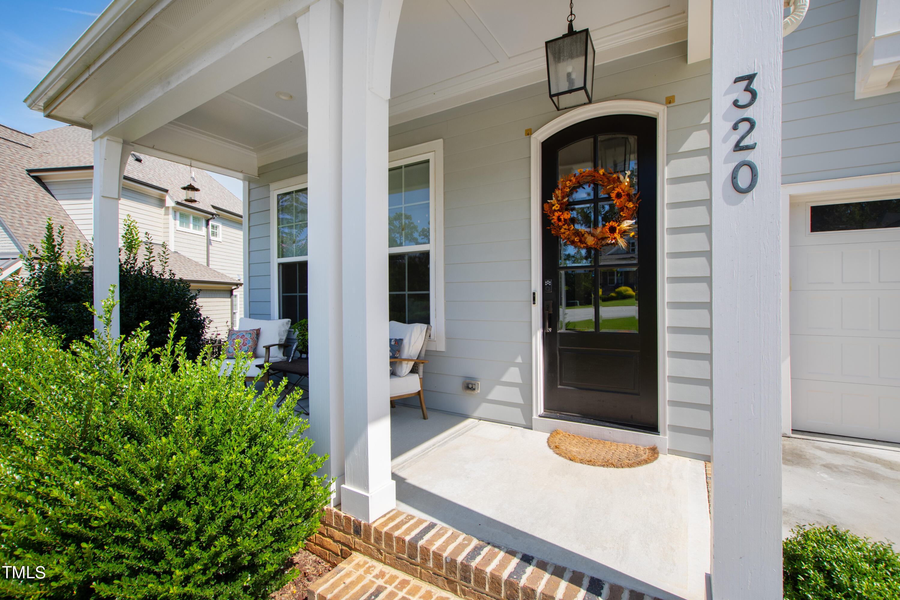320 Harewood Place