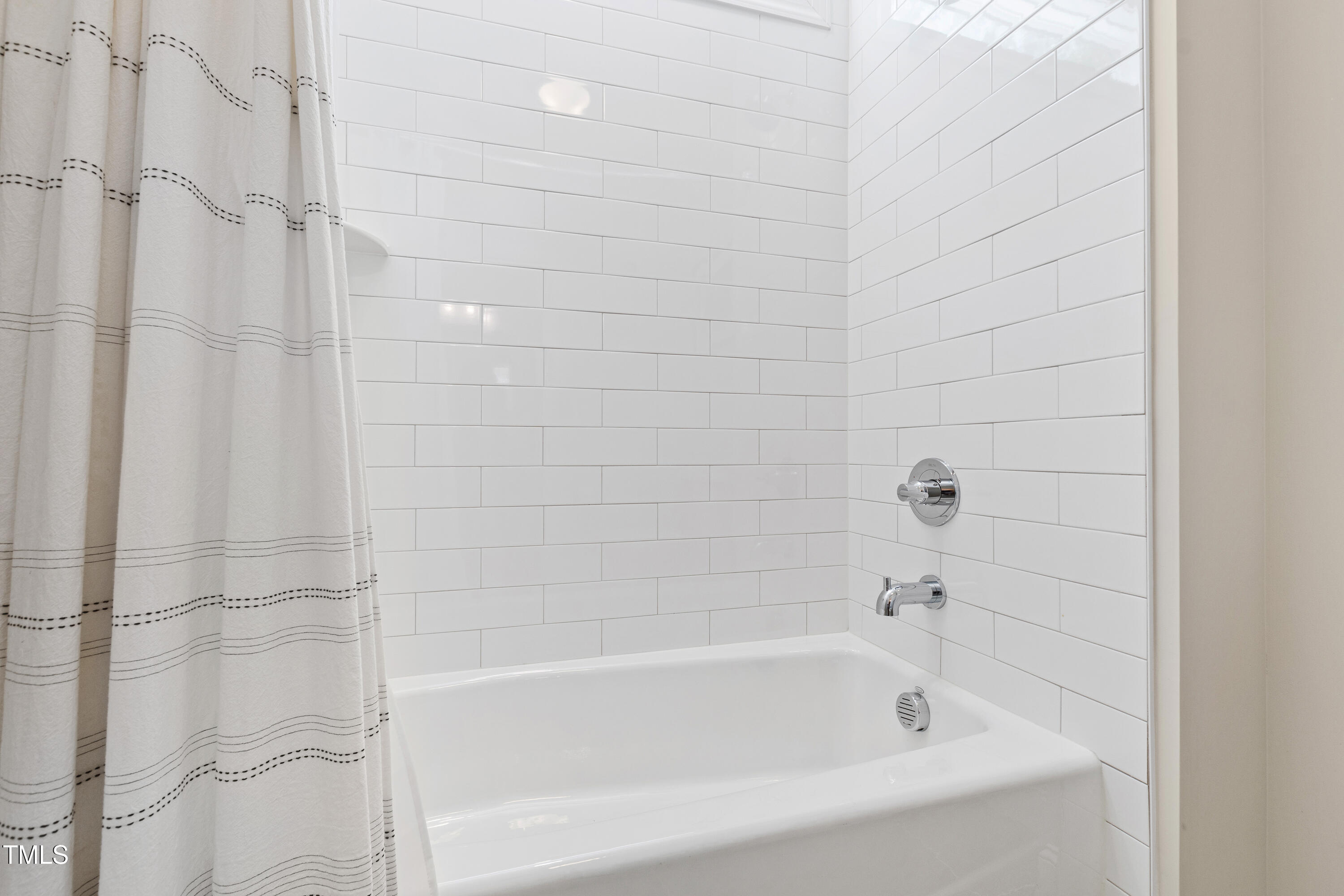 320 Harewood Place