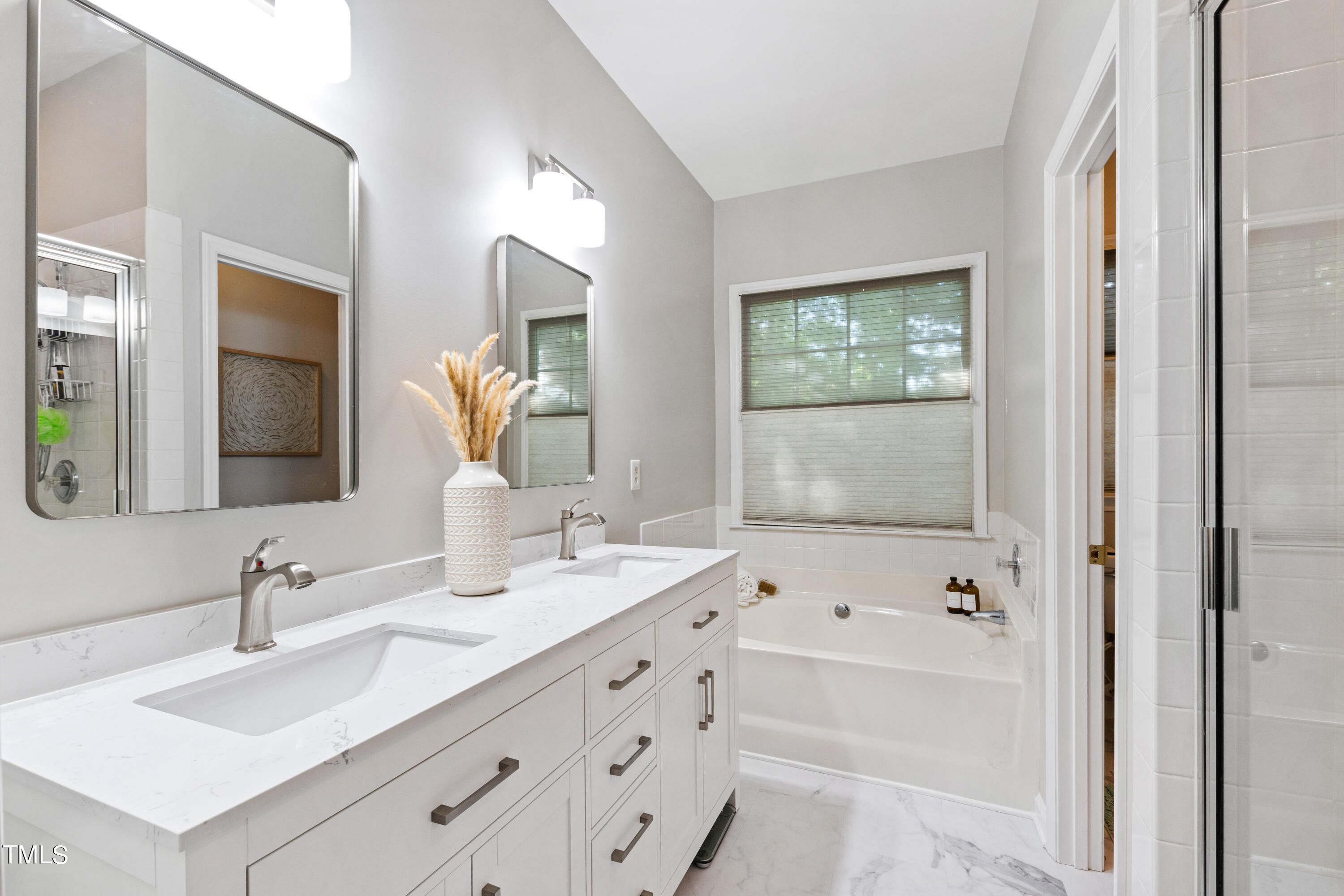 4 Creeks Edge Court