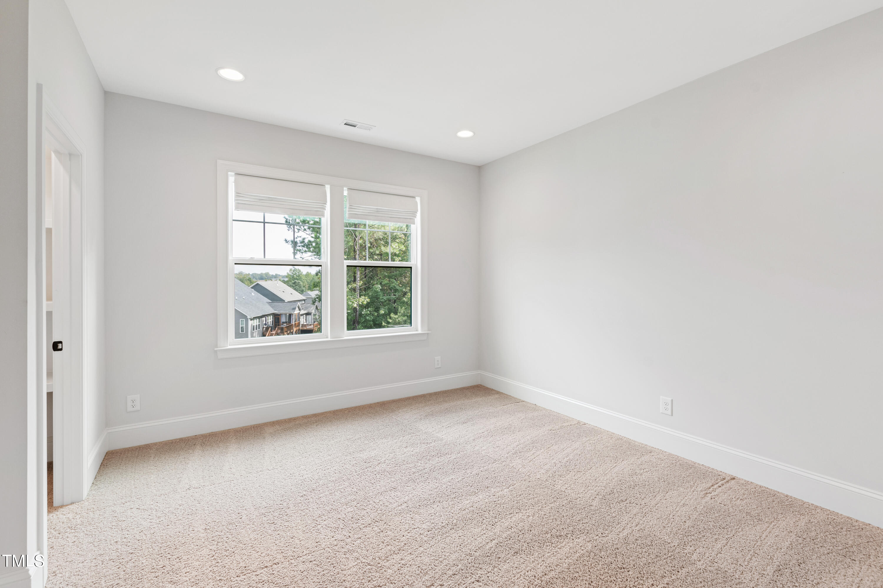 325 Hines Point Drive