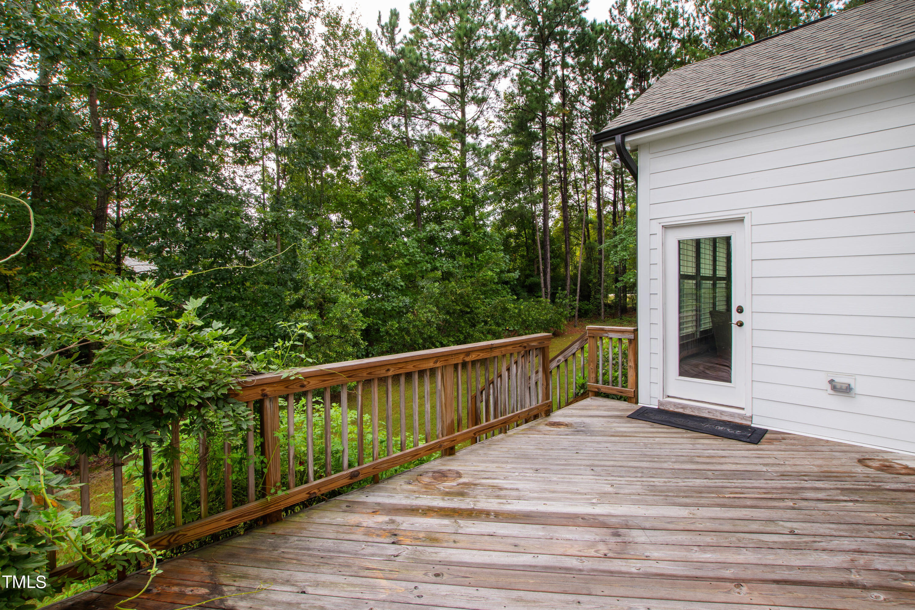 325 Hines Point Drive