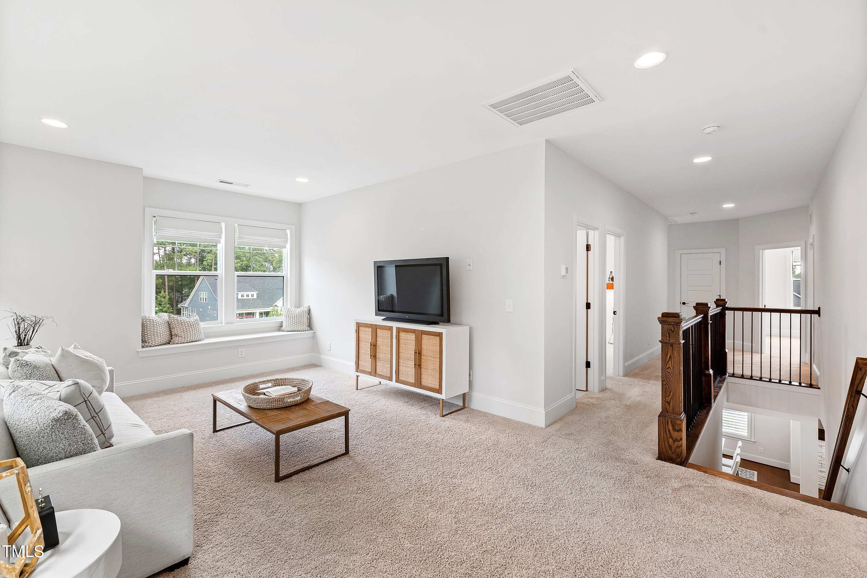 325 Hines Point Drive