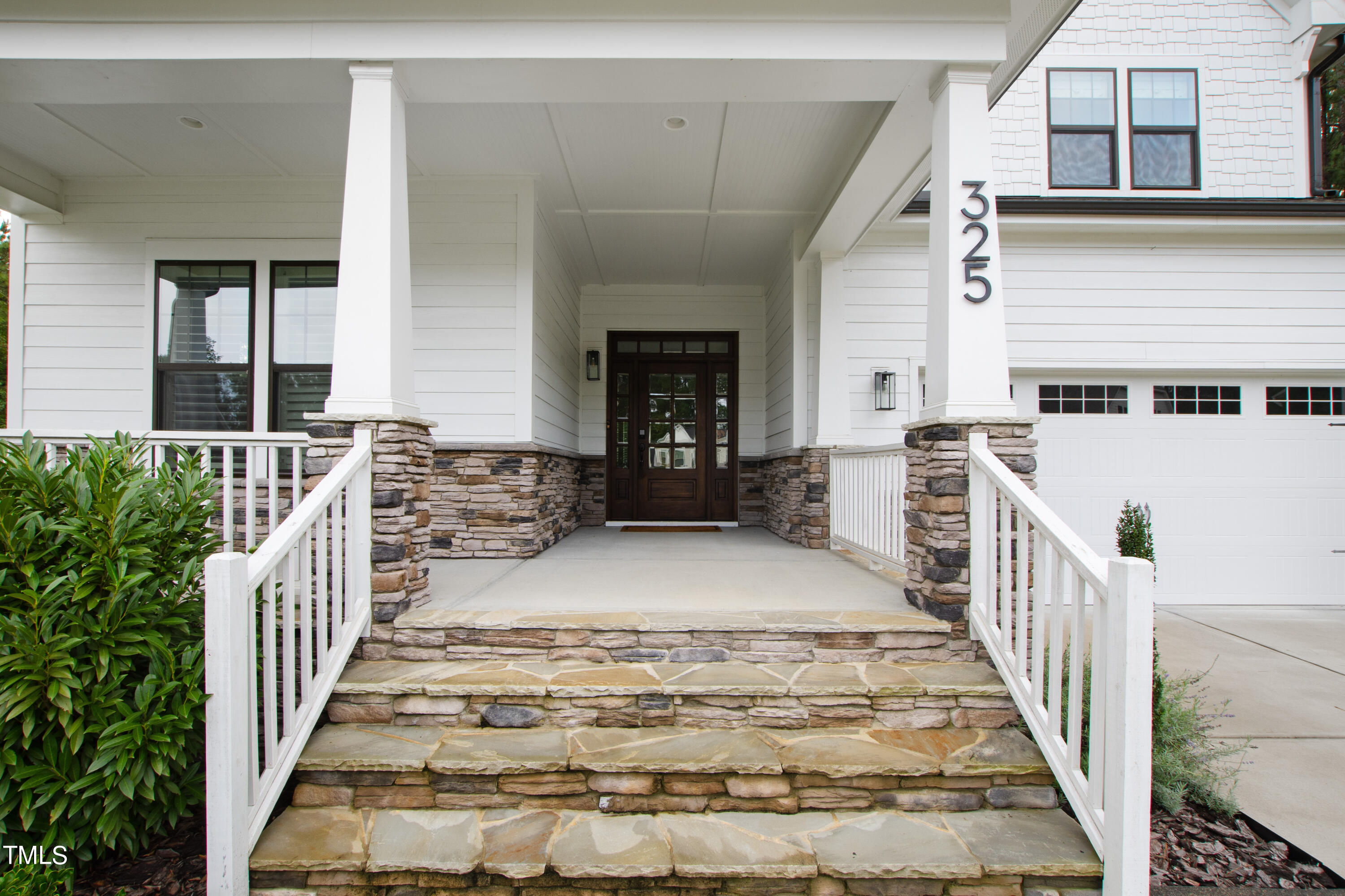 325 Hines Point Drive