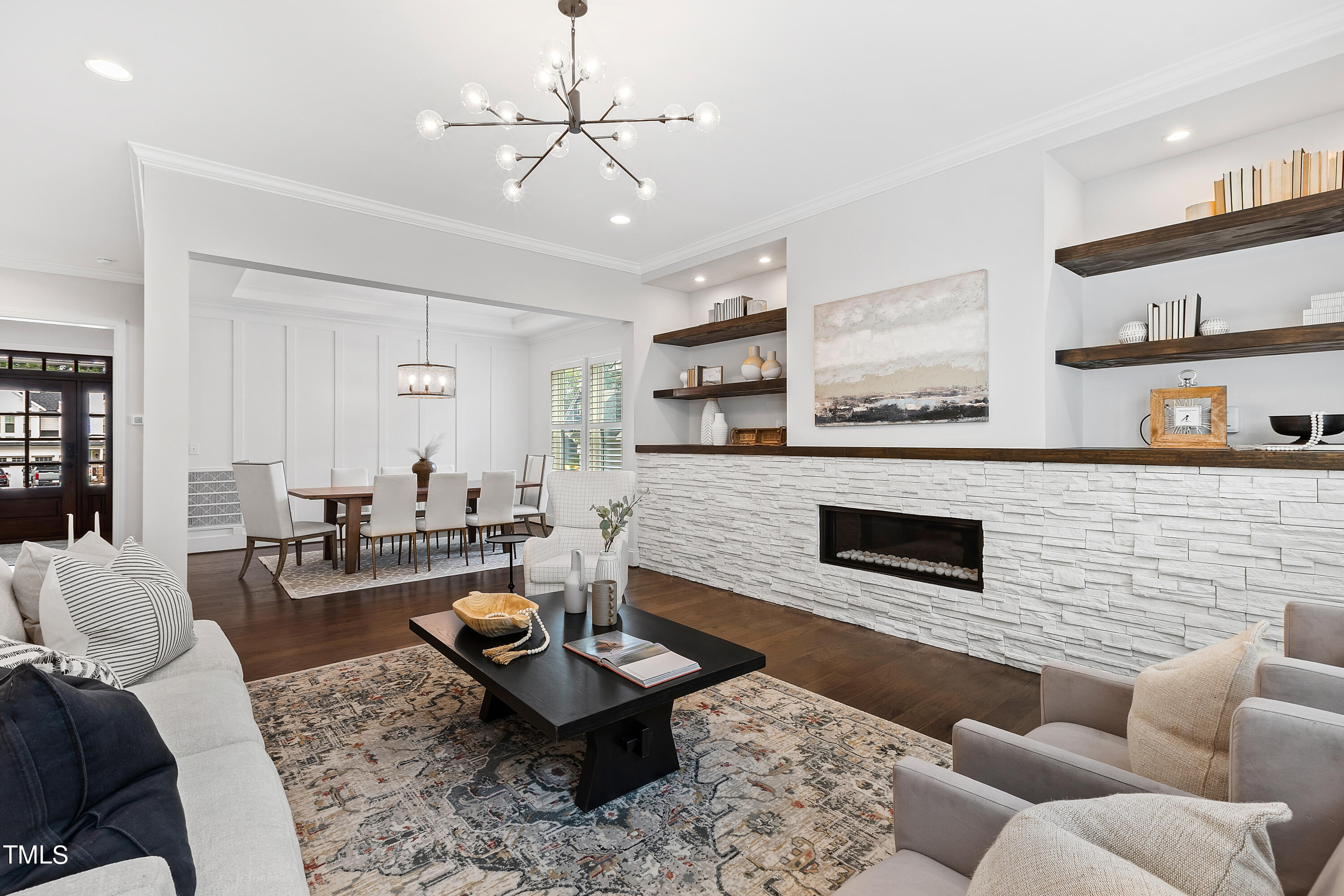 325 Hines Point Drive