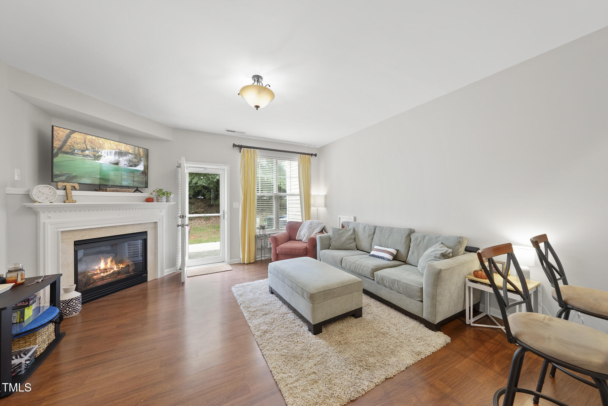 8493 Central Drive