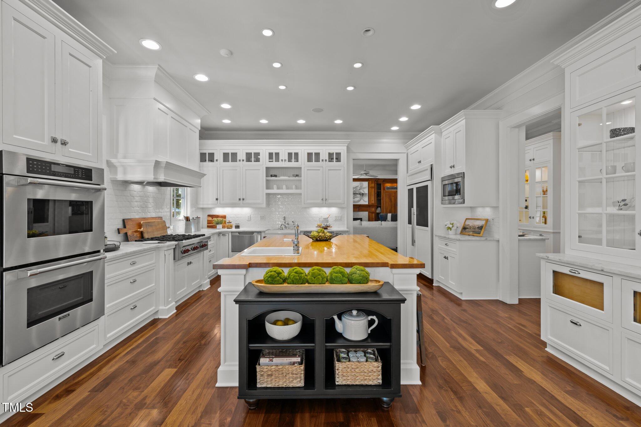 11417 Governors Drive