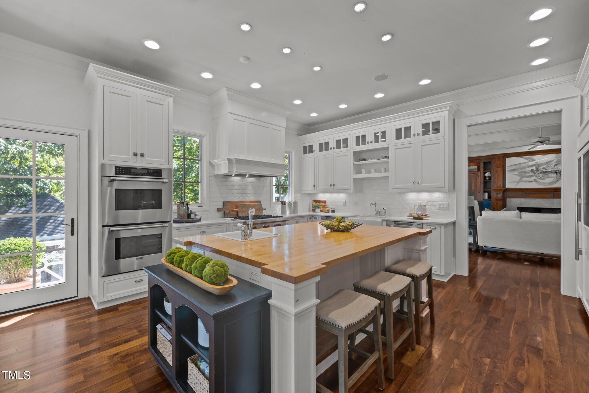 11417 Governors Drive