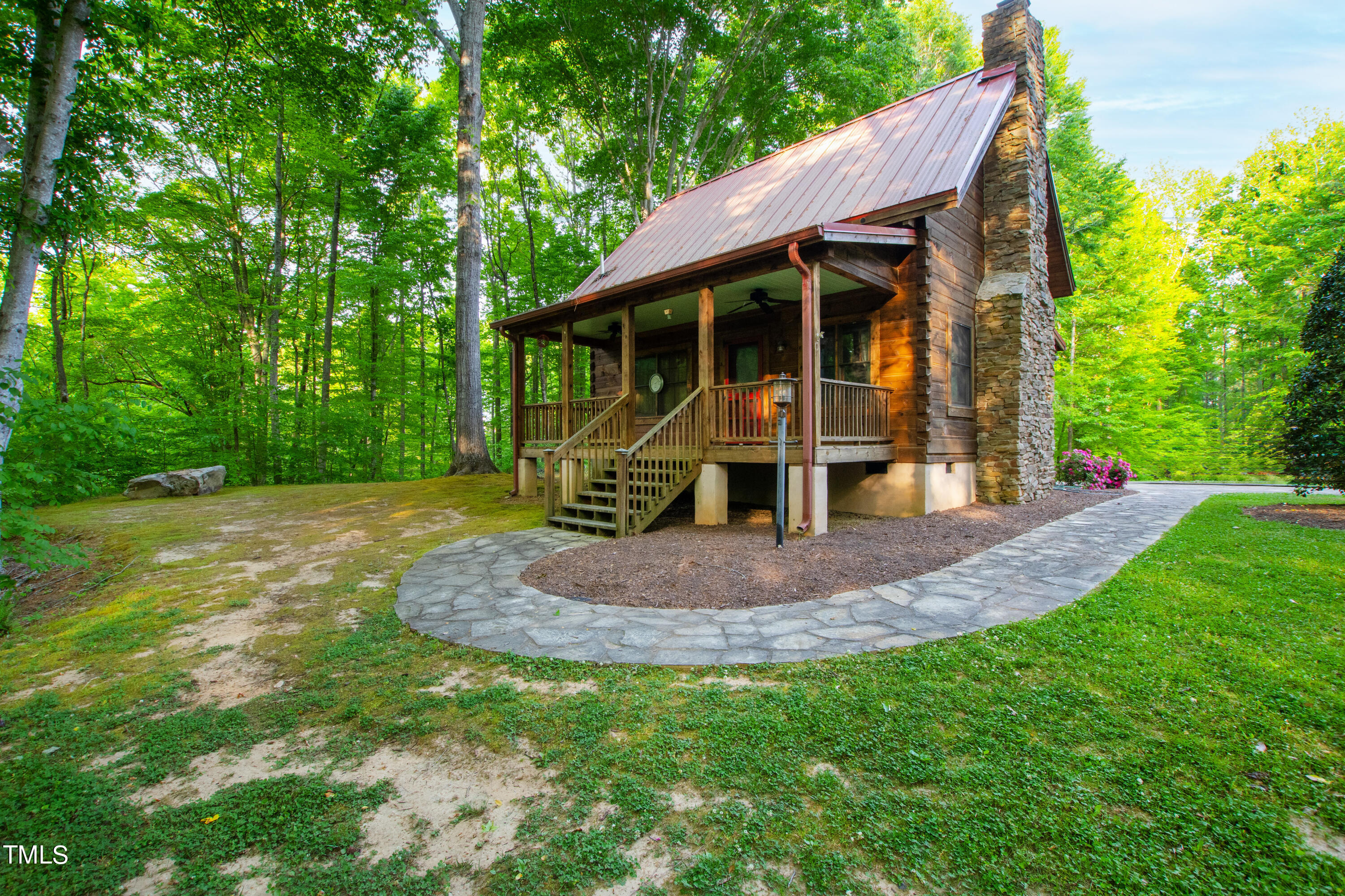 1076 Cabin Creek Road