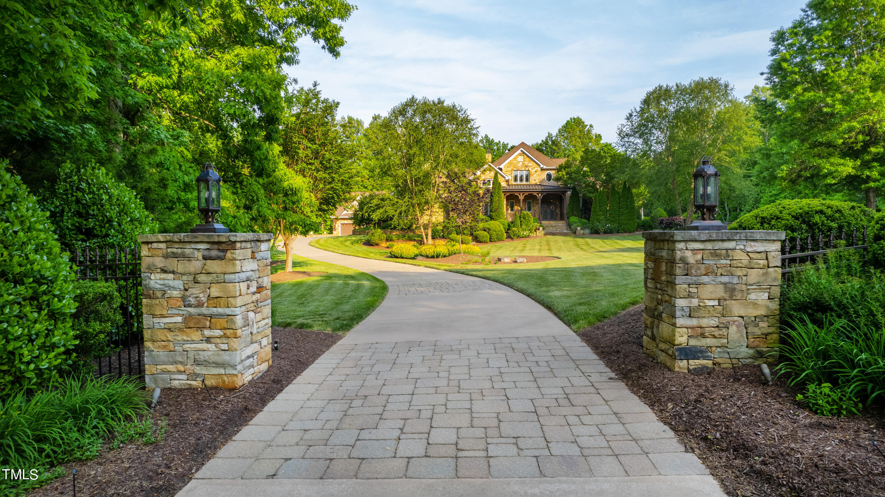 1076 Cabin Creek Road