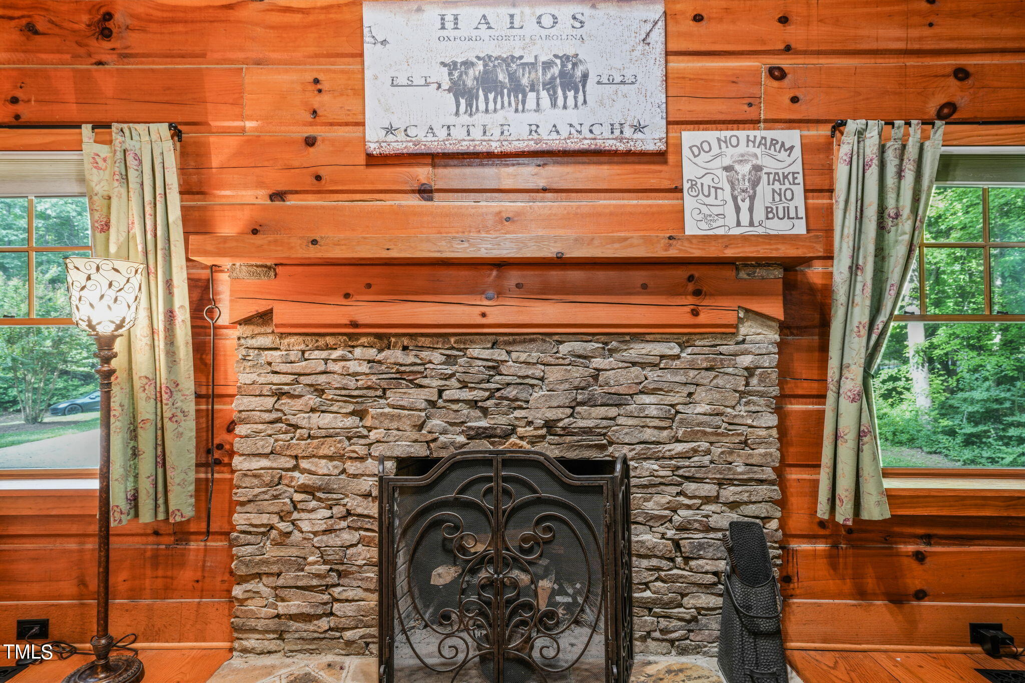 1076 Cabin Creek Road