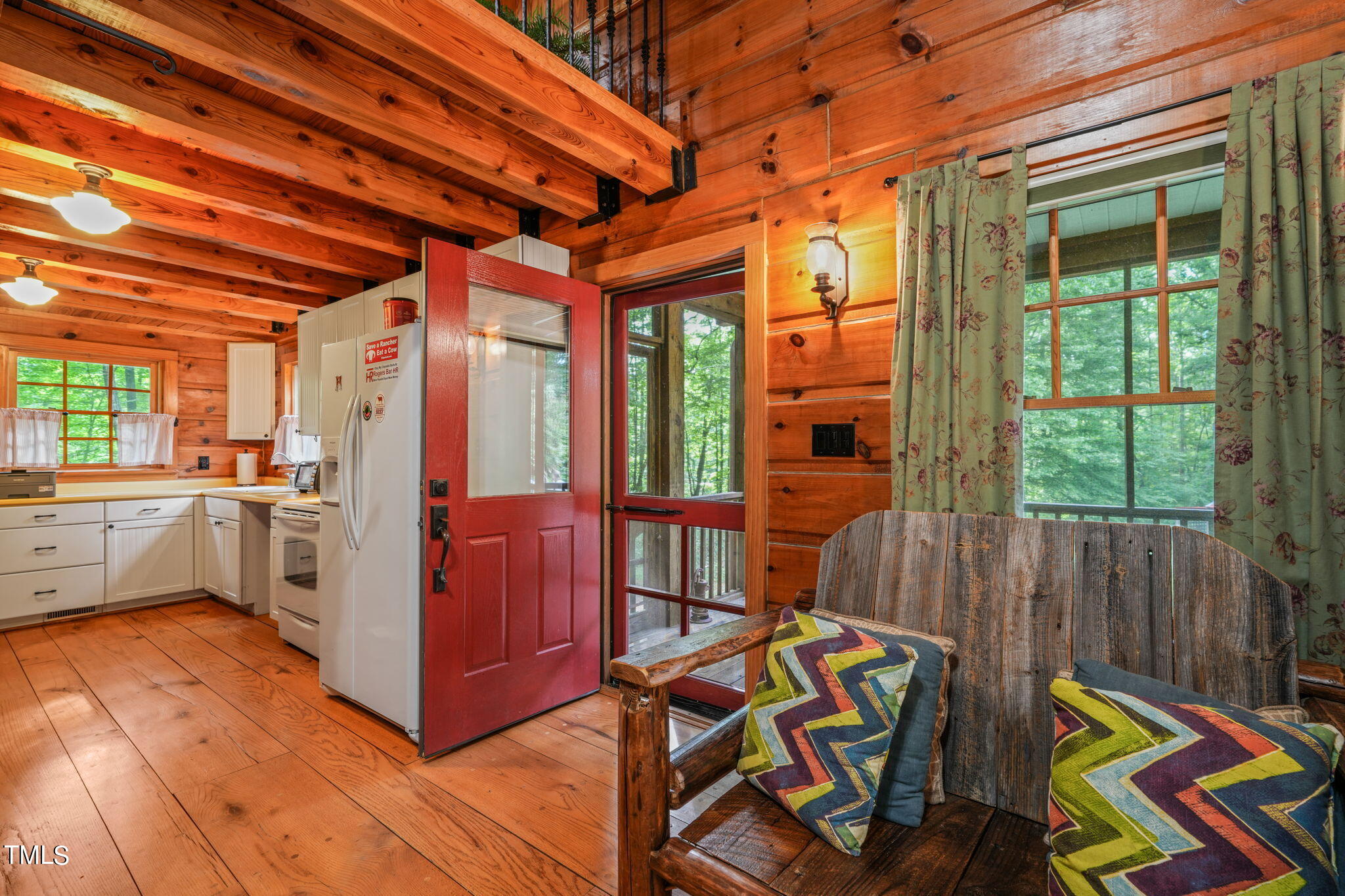 1076 Cabin Creek Road