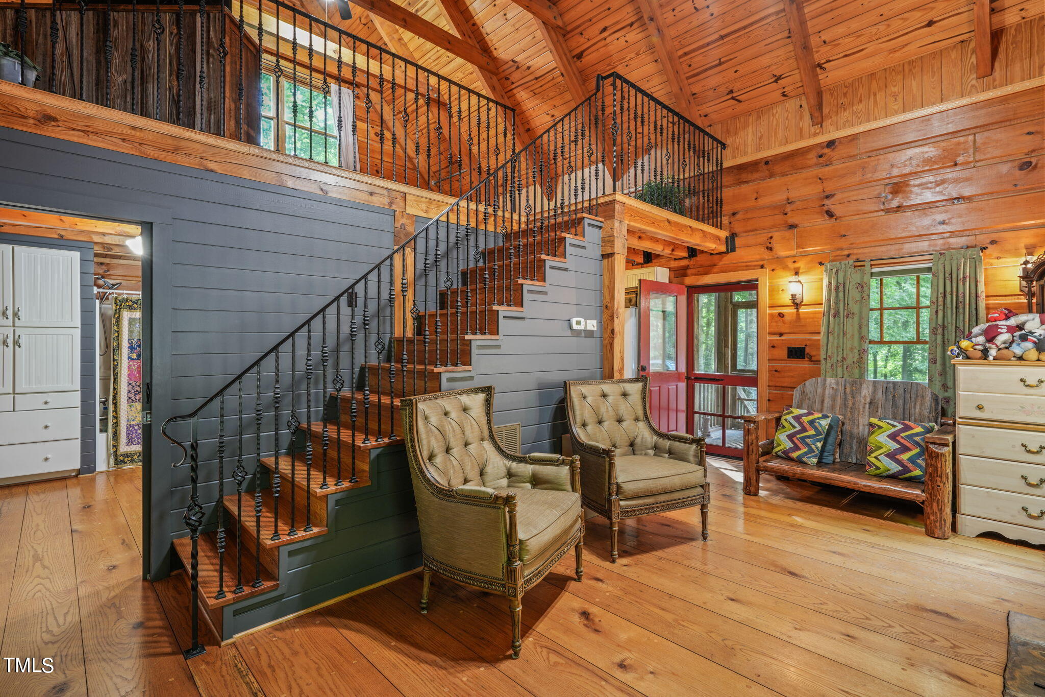 1076 Cabin Creek Road