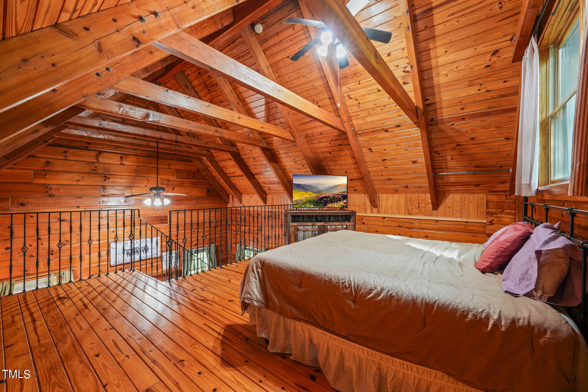 1076 Cabin Creek Road