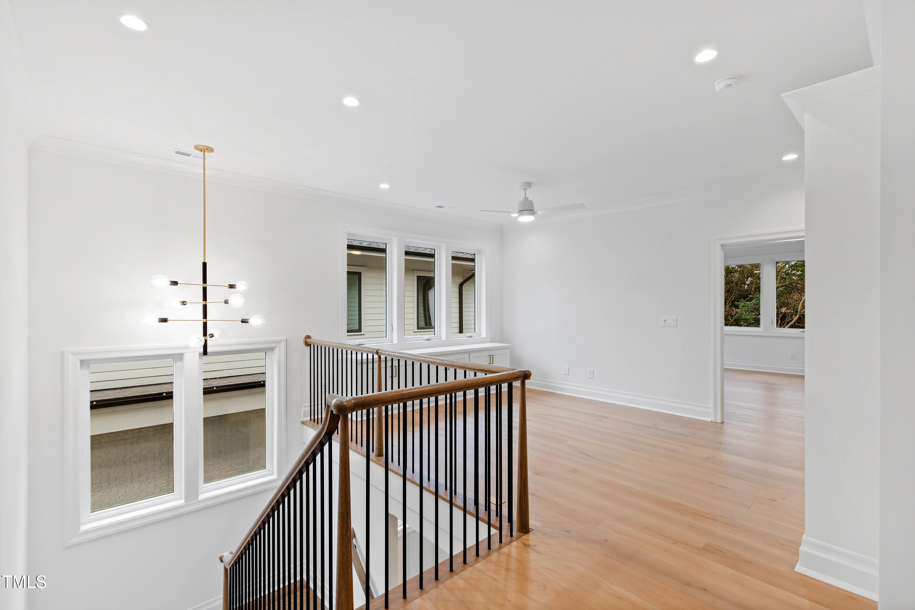 2419 Mayview Road