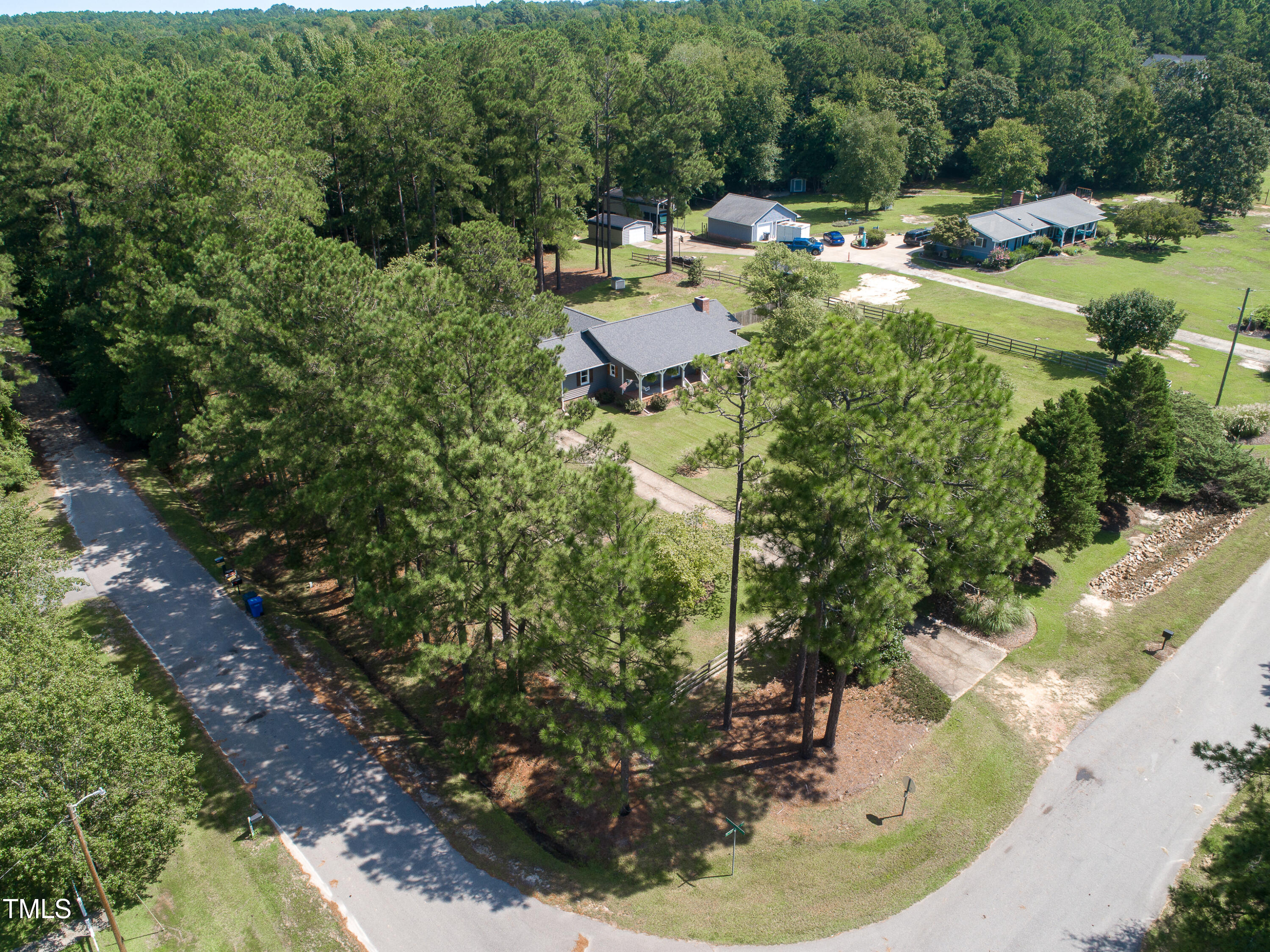 362 Lakeview Drive